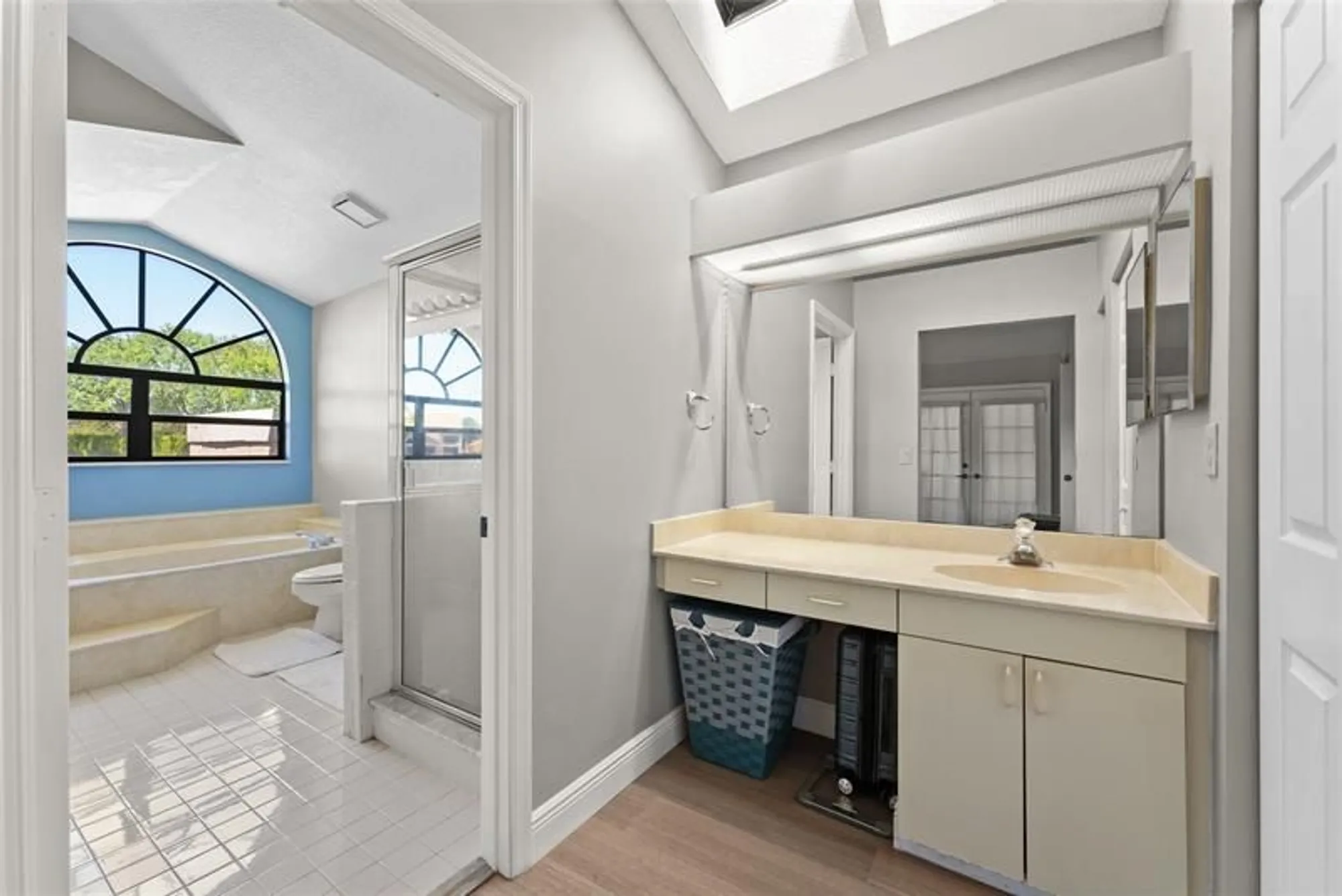 Property Slideshow image 22 of 48 | 6803 bitterbush pl, Boynton Beach, FL, 33472