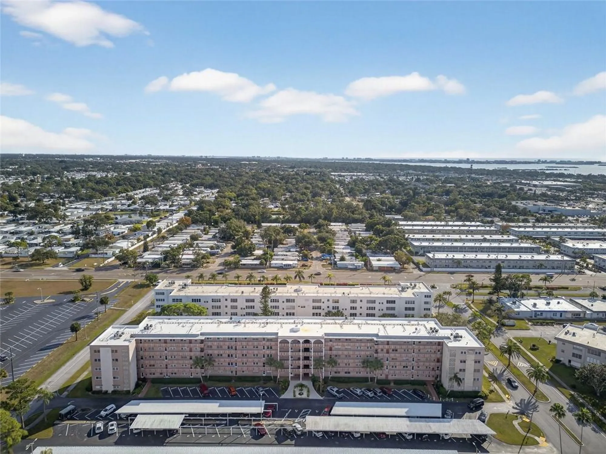 Property Slideshow image 2 of 41 | 5521 80th st n unit 511, Saint Petersburg, FL, 33709