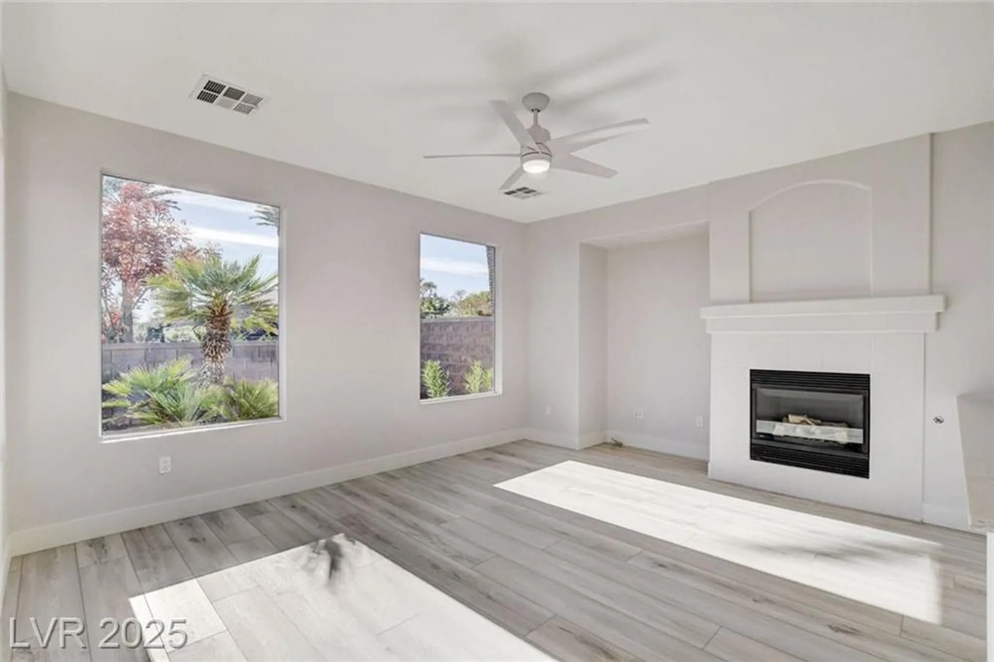 Property Slideshow image 20 of 57 | 10623 riva de fiore ave, Las Vegas, NV, 89135