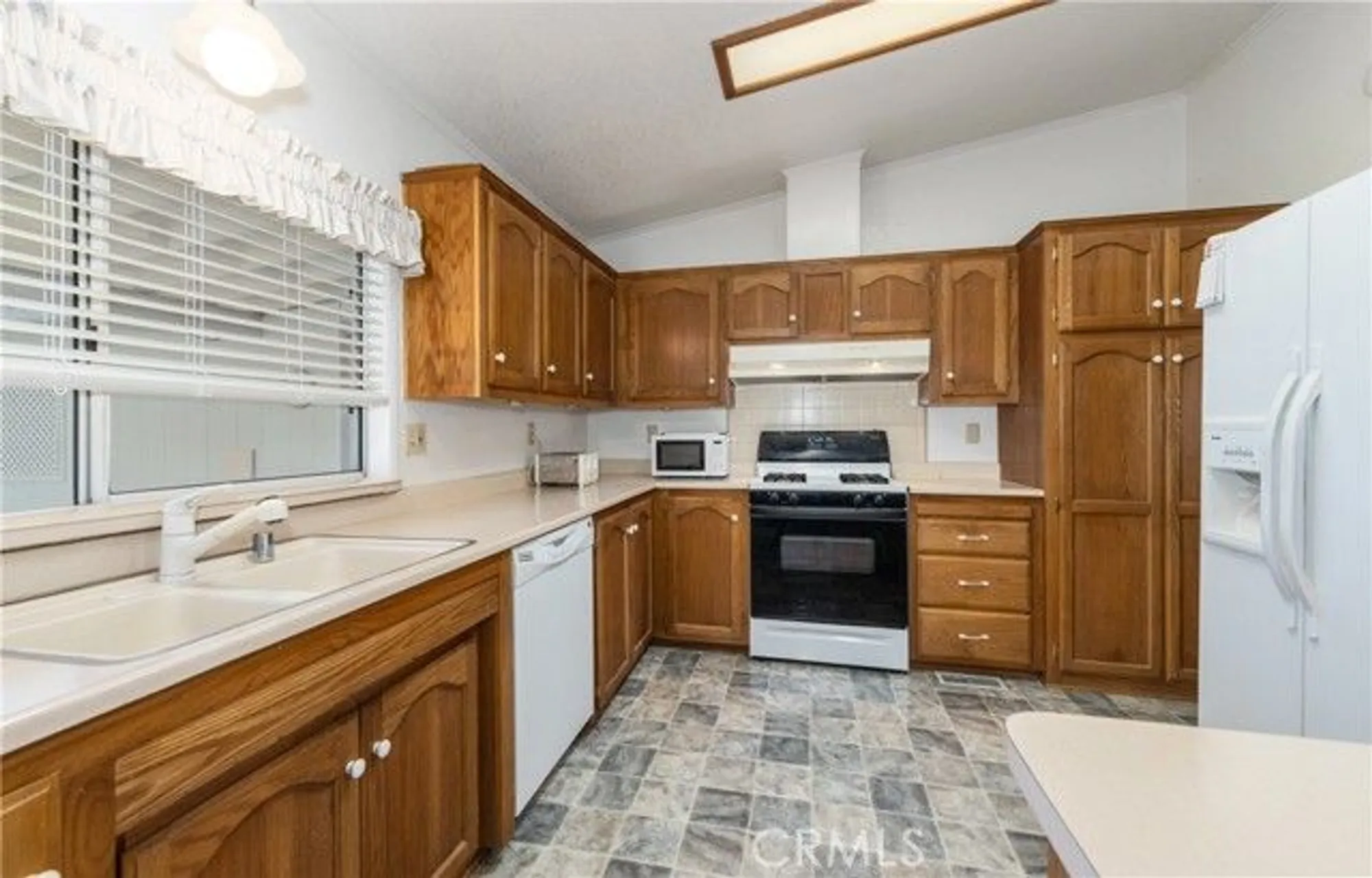 Property Slideshow image 11 of 24 | 3800 w wilson st spc 394, Banning, CA, 92220