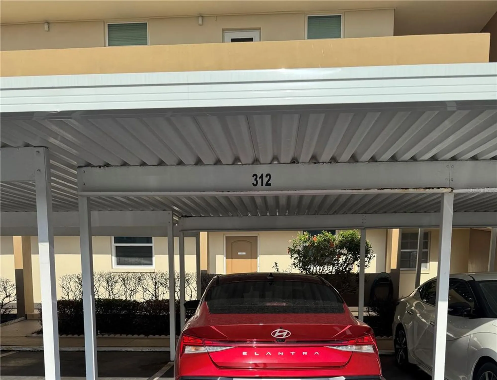 Property Slideshow image 17 of 22 | 7465 bay island dr 312, South Pasadena, FL, 33707