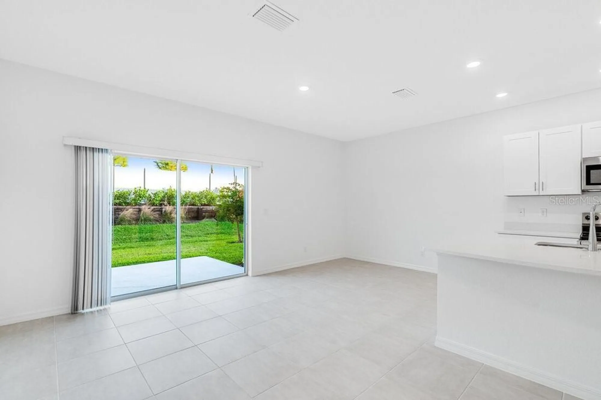 Property Slideshow image 18 of 27 | 3063 novara ln, Lakewood Ranch, FL, 34211