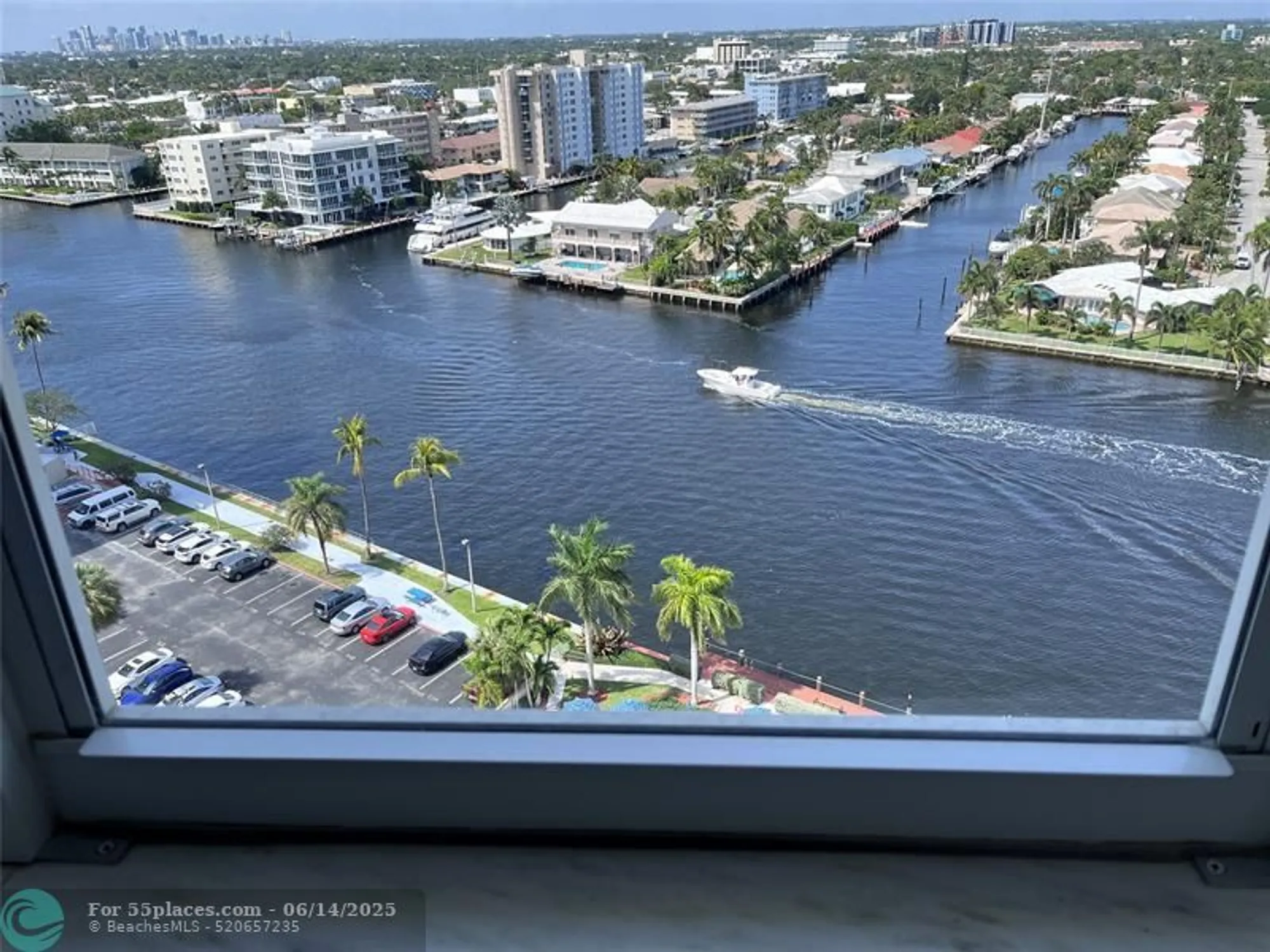 Property Slideshow image 14 of 35 | 3200 ne 36th st 1601, Fort Lauderdale, FL, 33308