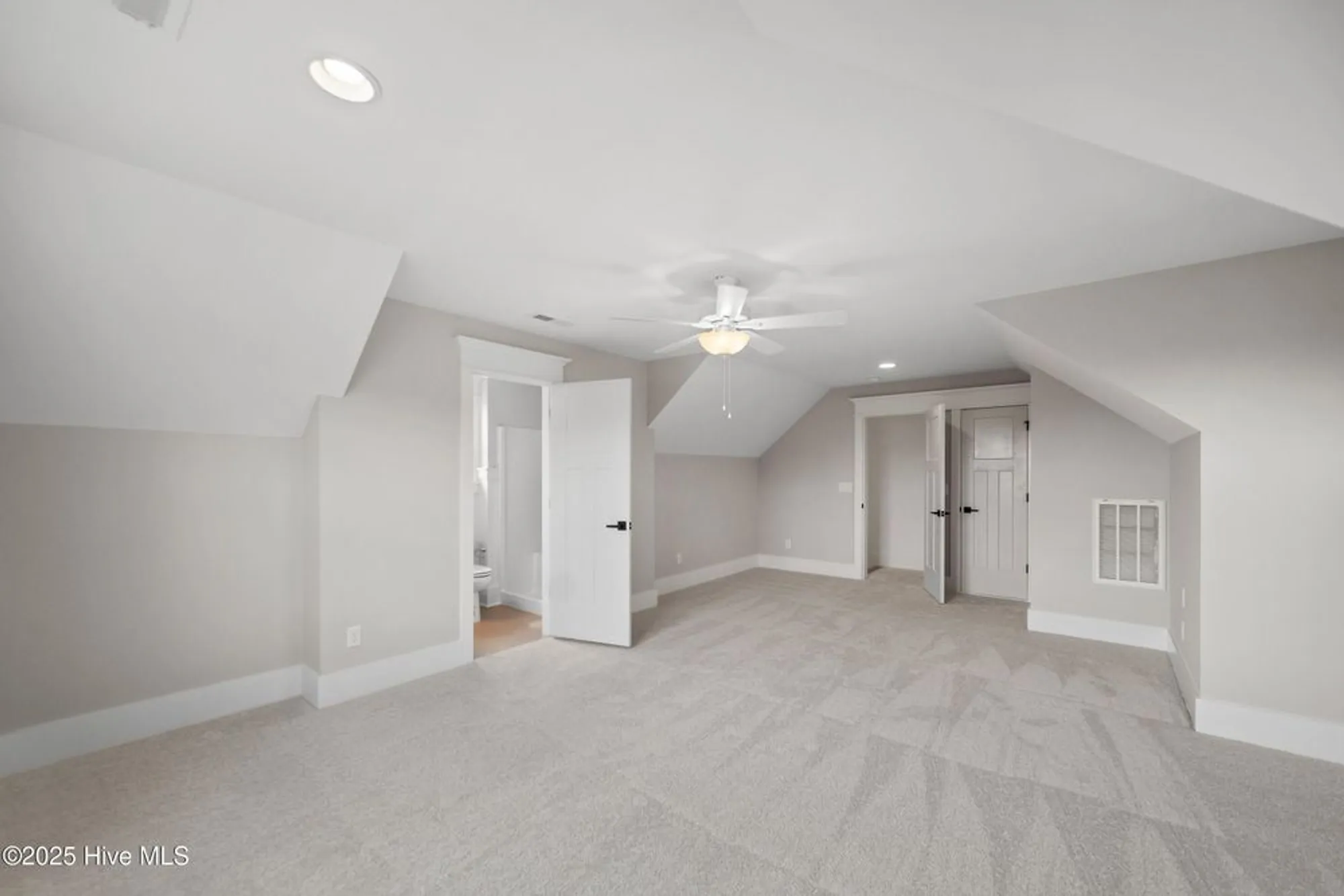 Property Slideshow image 44 of 63 | 851 meadowsweet ln, Leland, NC, 28451