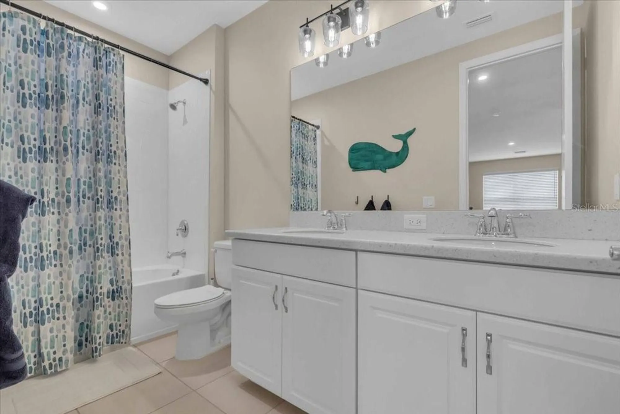 Property Slideshow image 19 of 54 | 5540 summit gln, Bradenton, FL, 34203