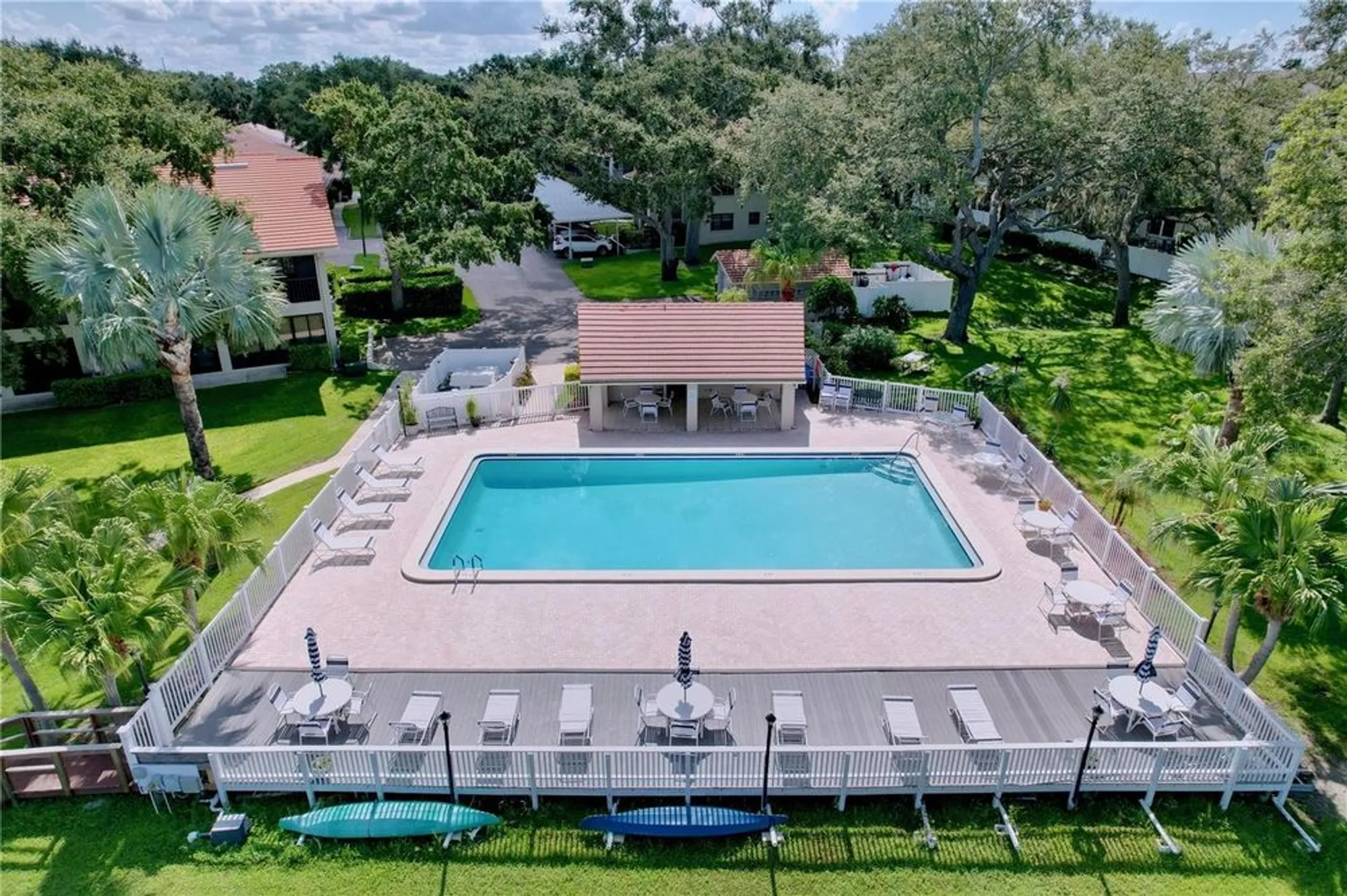 Property Slideshow image 54 of 59 | 2020 lakeview dr apt 203, Clearwater, FL, 33763