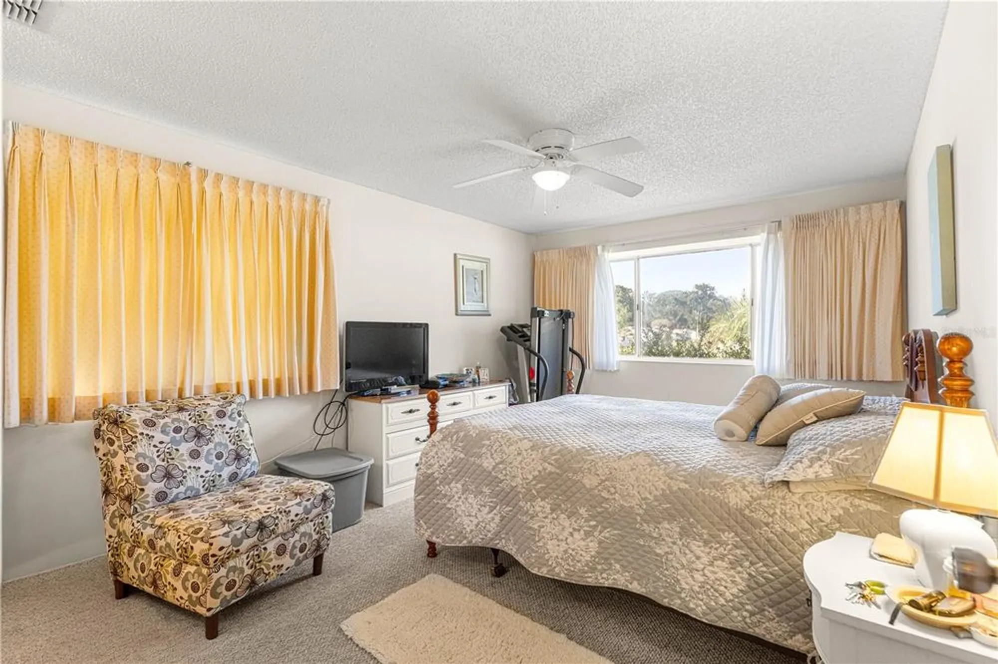 Property Slideshow image 7 of 40 | 10987 sw 86th ter, Ocala, FL, 34481