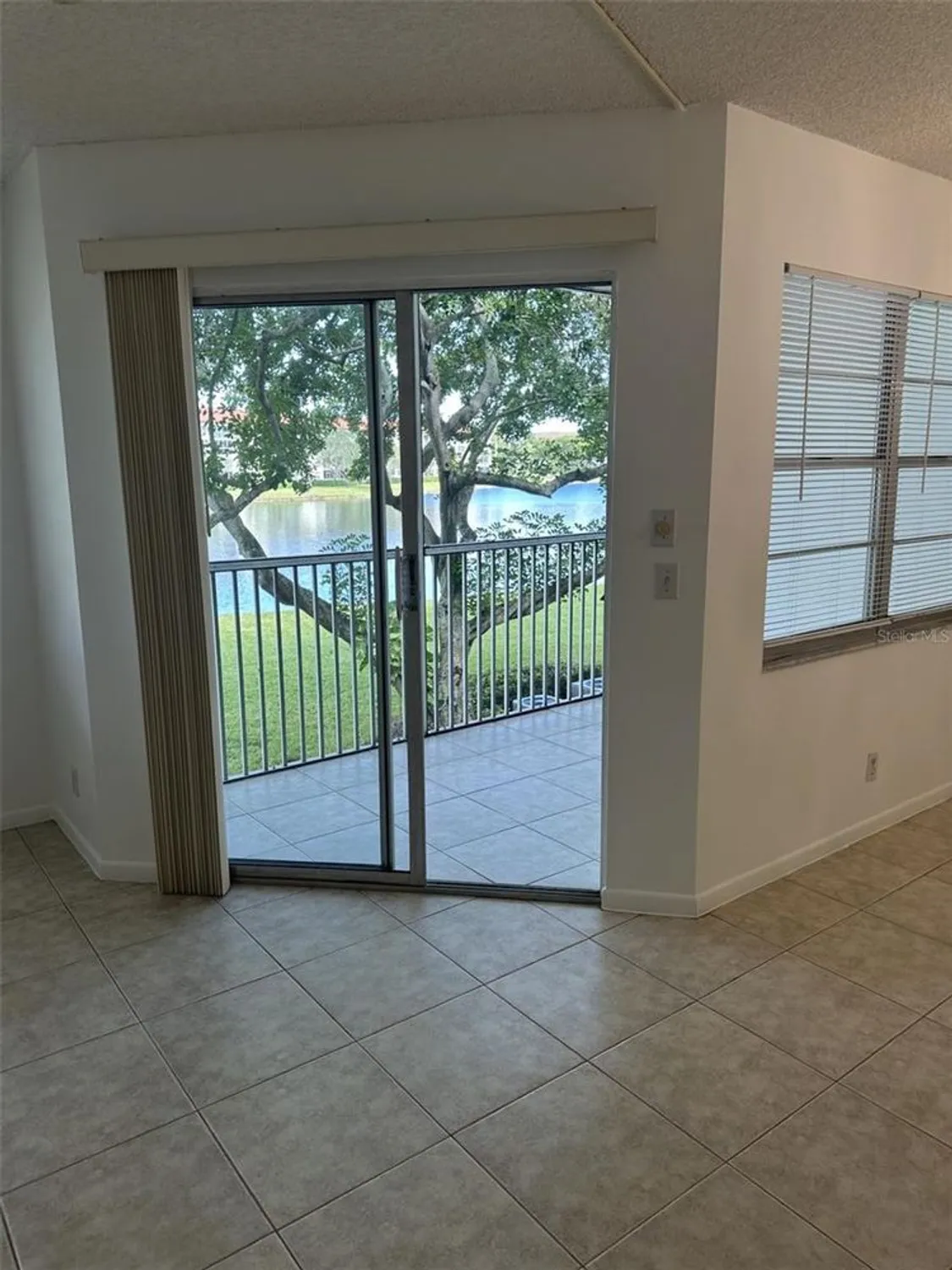Property Slideshow image 11 of 20 | 13001 sw 15th ct t202, Pembroke Pines, FL, 33027