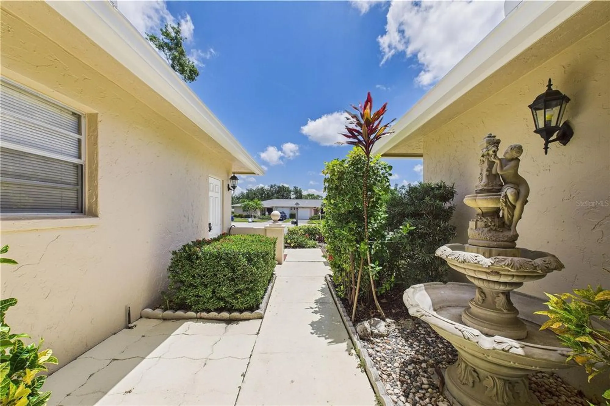 Property Slideshow image 41 of 64 | 6948 w country club dr, Sarasota, FL, 34243