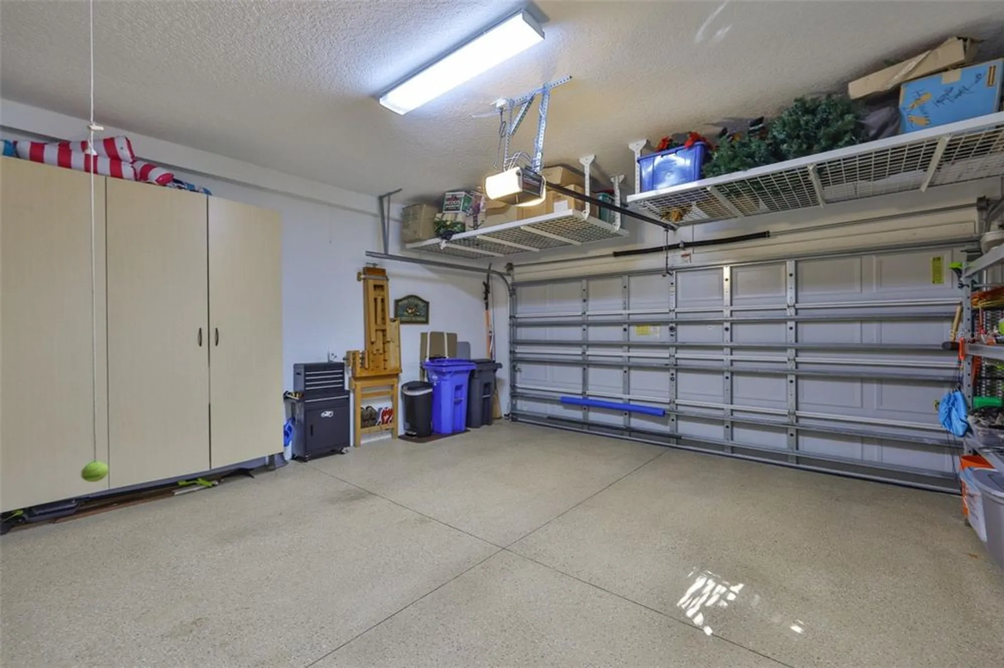 Property Slideshow image 28 of 63 | 2044 sifield greens way, Sun City Center, FL, 33573