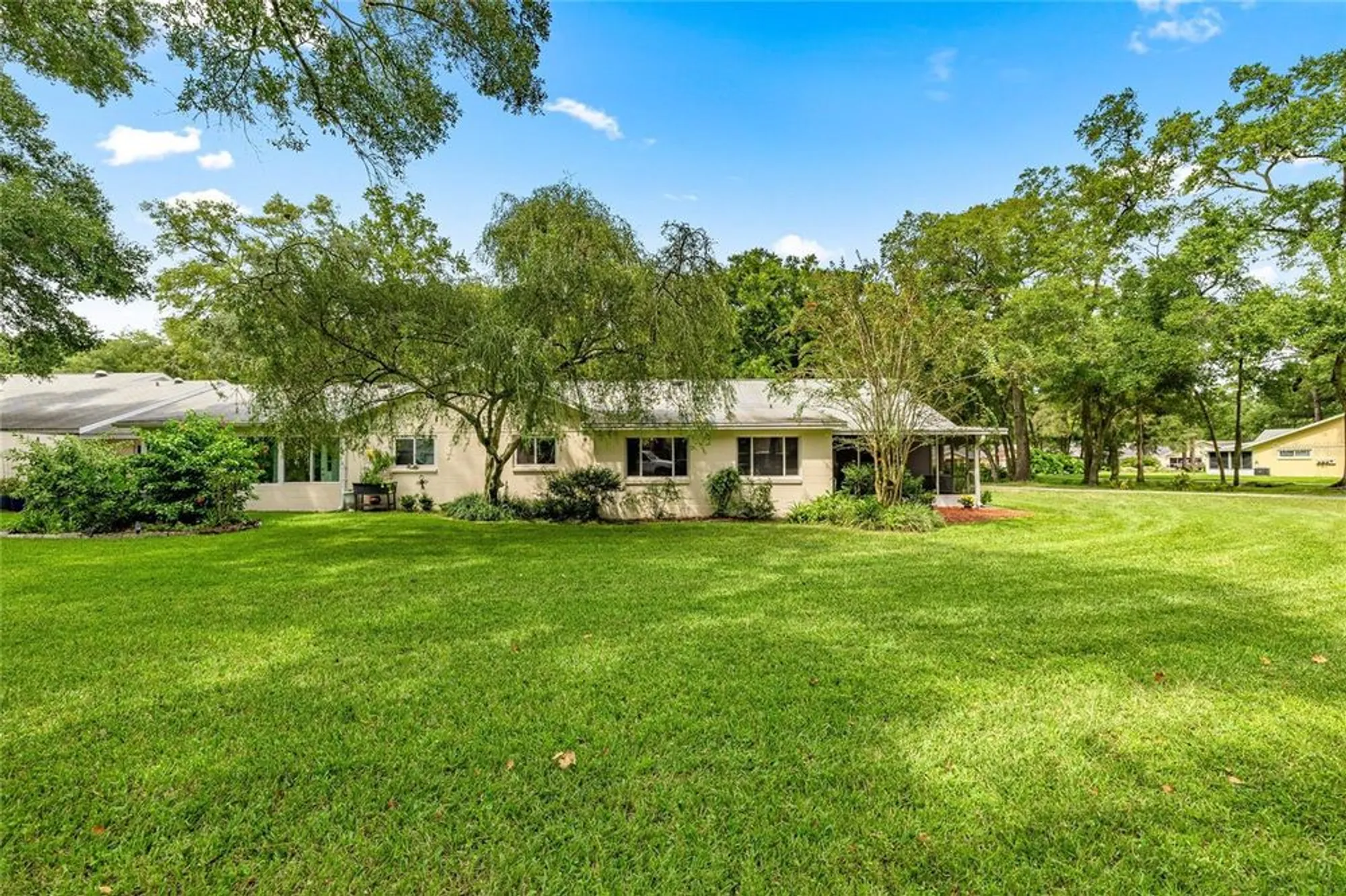 Property Slideshow image 11 of 37 | 8696 sw 88th court rd a, Ocala, FL, 34481