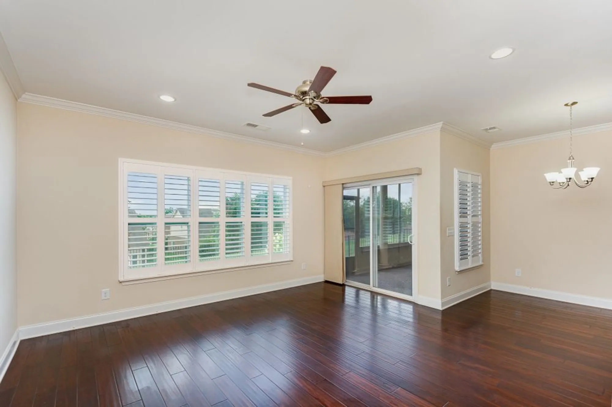 Property Slideshow image 5 of 37 | 445 stonegate dr, Lebanon, TN, 37090