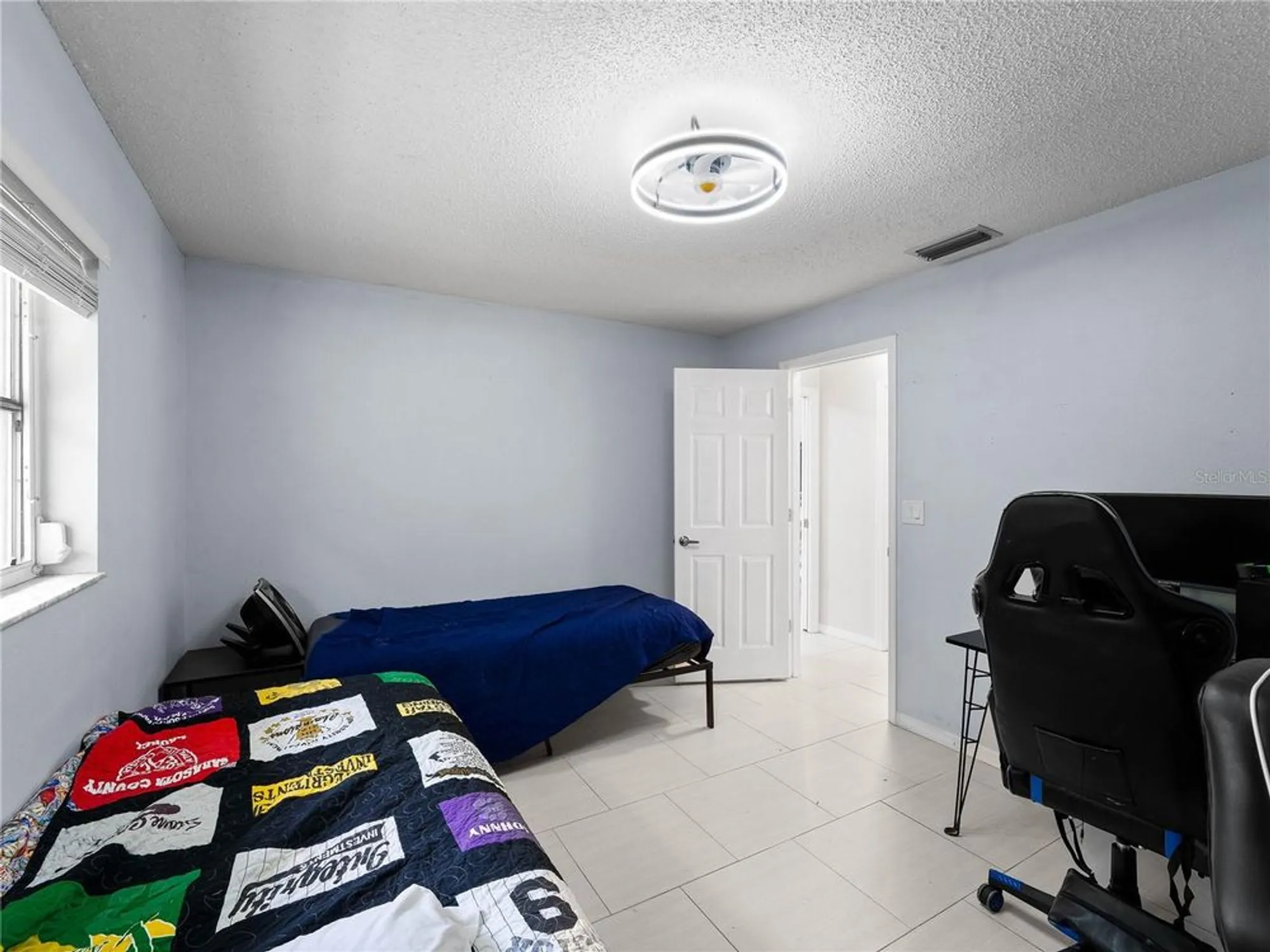 Property Slideshow image 41 of 61 | 523 warwick dr, Venice, FL, 34293