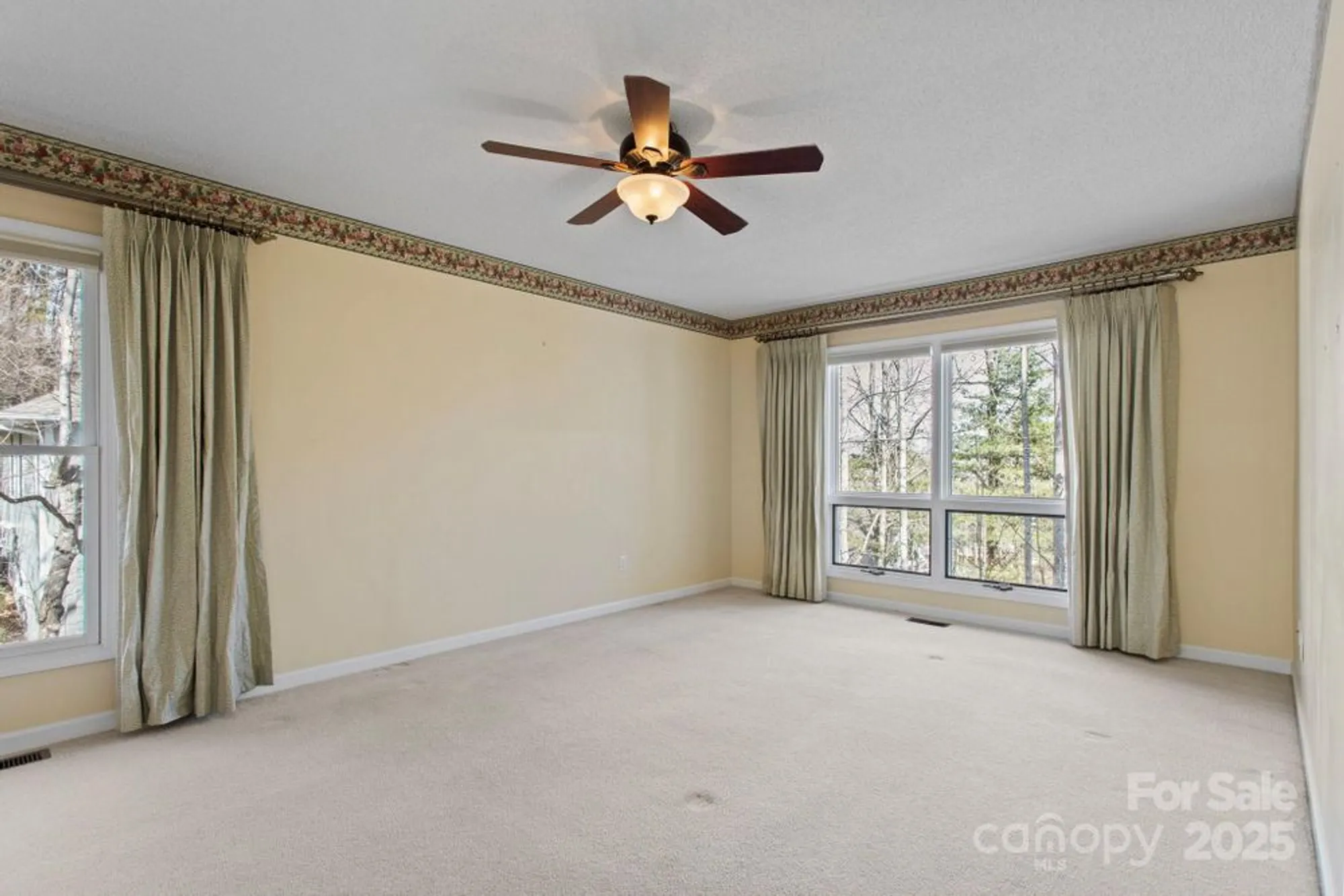 Property Slideshow image 18 of 42 | 514 cobblestone ln 45, Flat Rock, NC, 28731