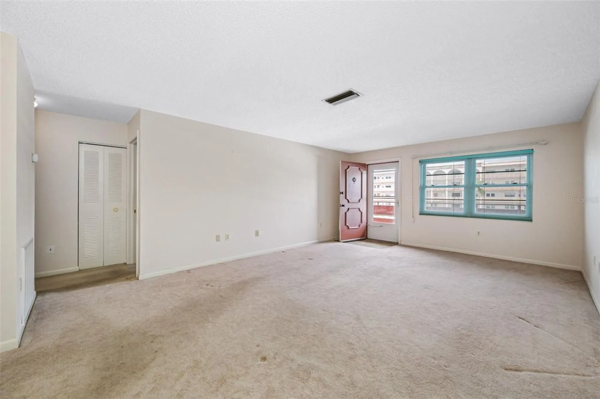 Property Slideshow image 10 of 44 | 5521 80th st n unit 310, St Petersburg, FL, 33709