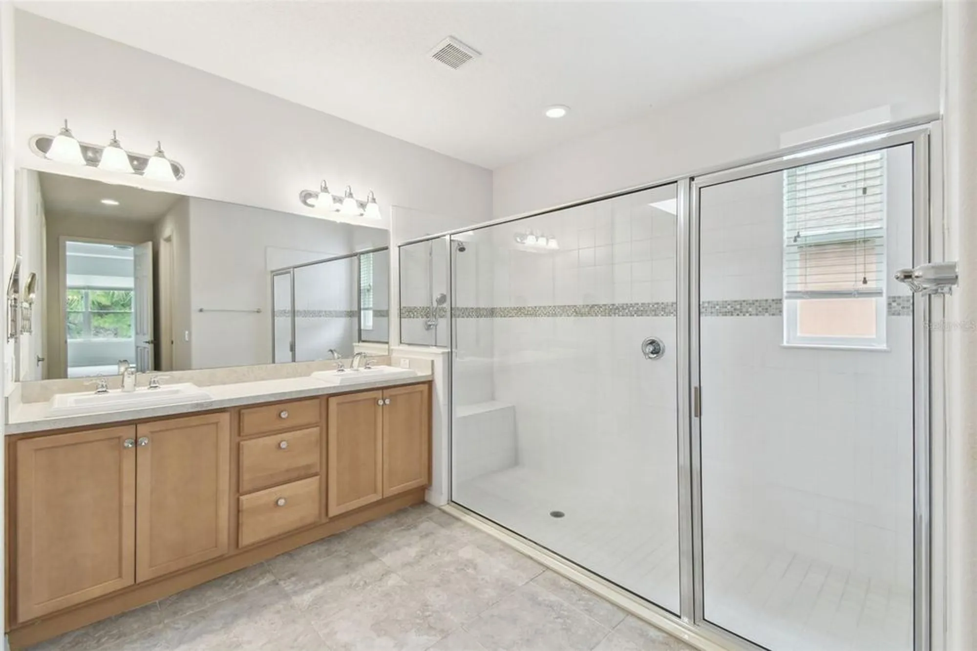 Property Slideshow image 18 of 54 | 726 irvine ranch rd, Kissimmee, FL, 34759