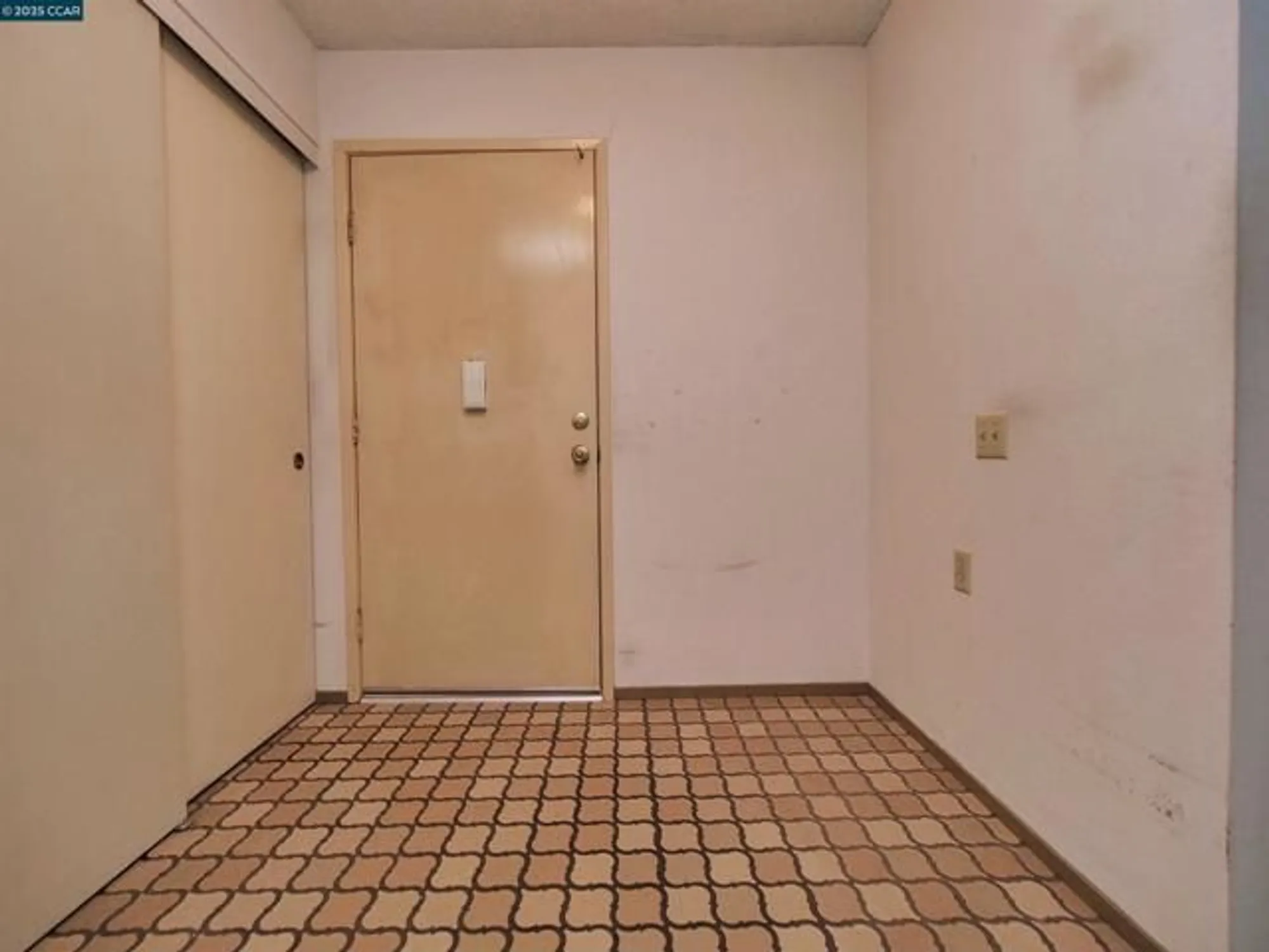 Property Slideshow image 10 of 60 | 1413 ptarmigan dr 3, Walnut Creek, CA, 94595