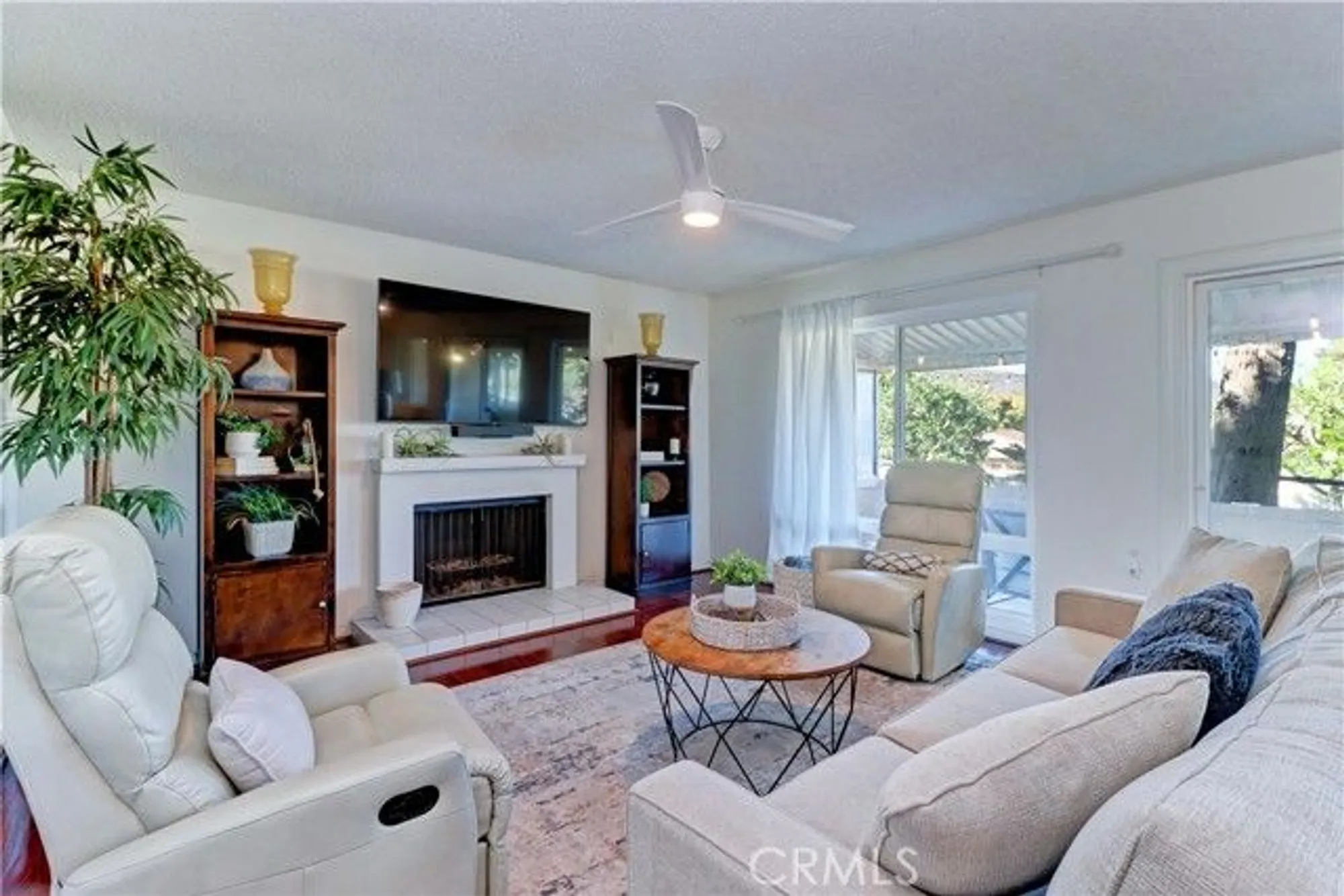 Property Slideshow image 2 of 43 | 3435 bahia blanca a, Laguna Woods, CA, 92637