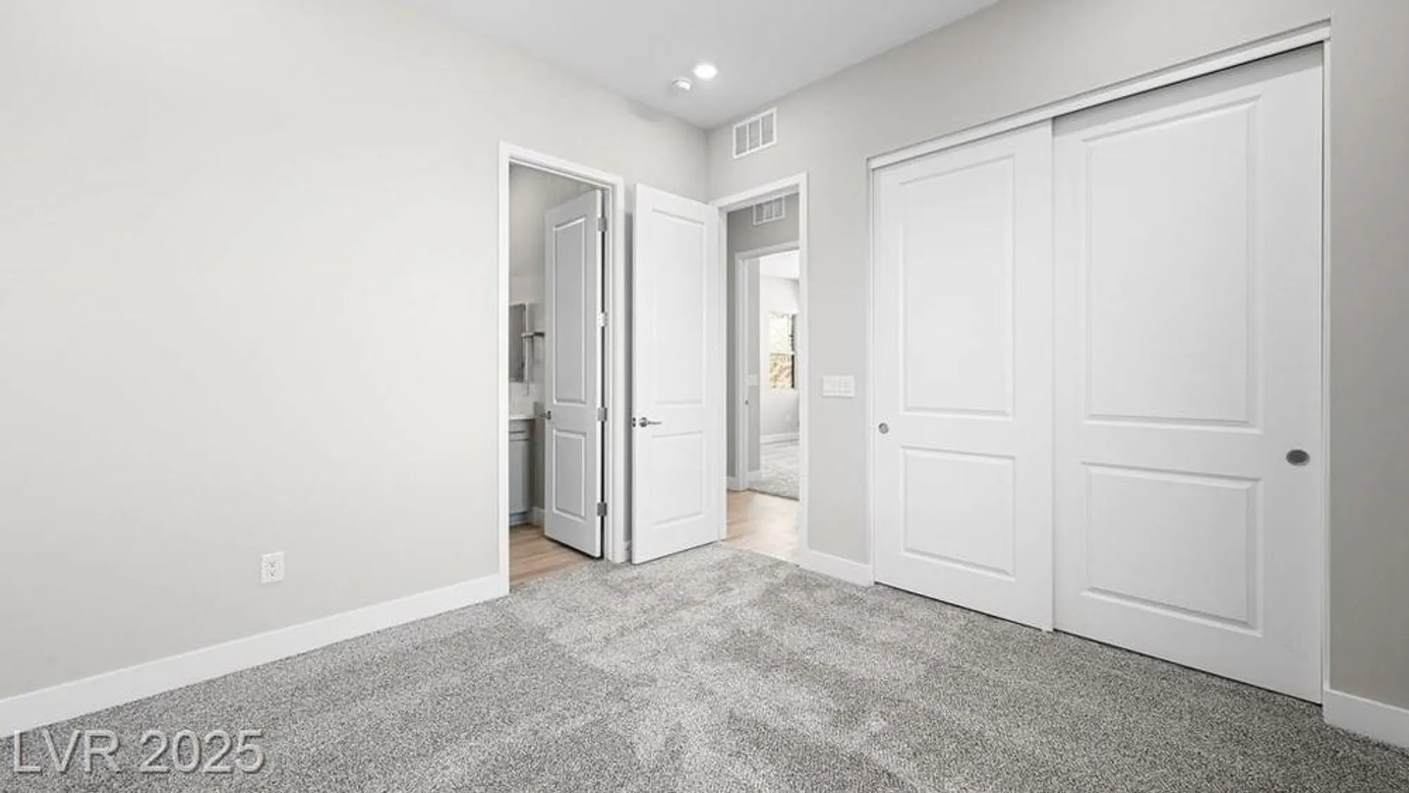 Property Slideshow image 12 of 48 | 241 paraggi bay dr, Henderson, NV, 89011