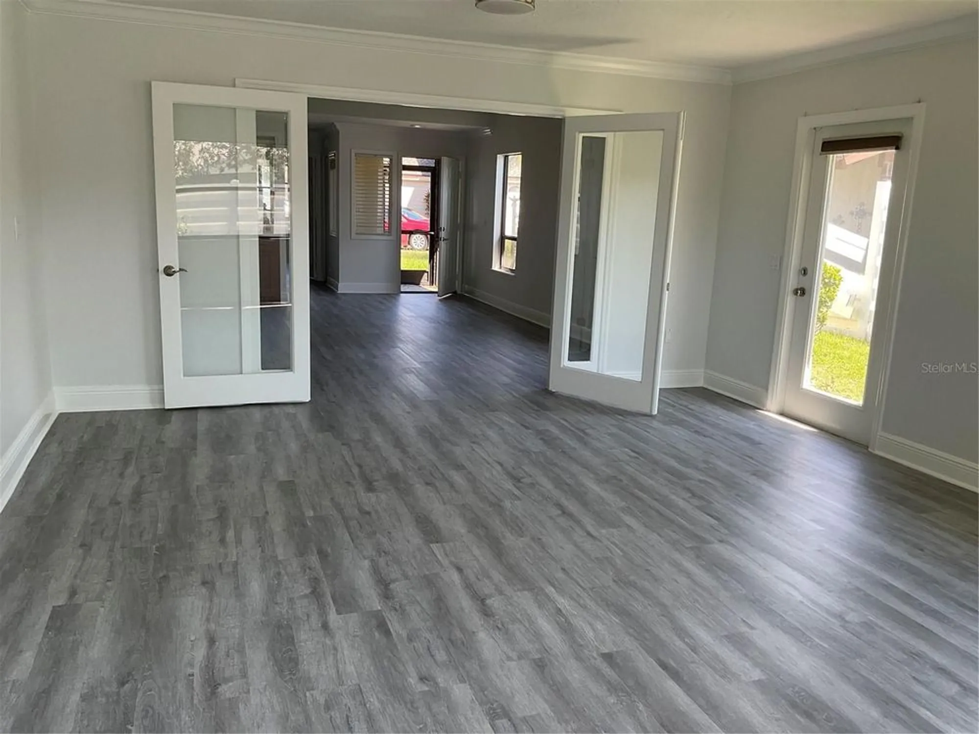 Property Slideshow image 10 of 28 | 7861 pine trace dr # 7861, Sarasota, FL, 34243