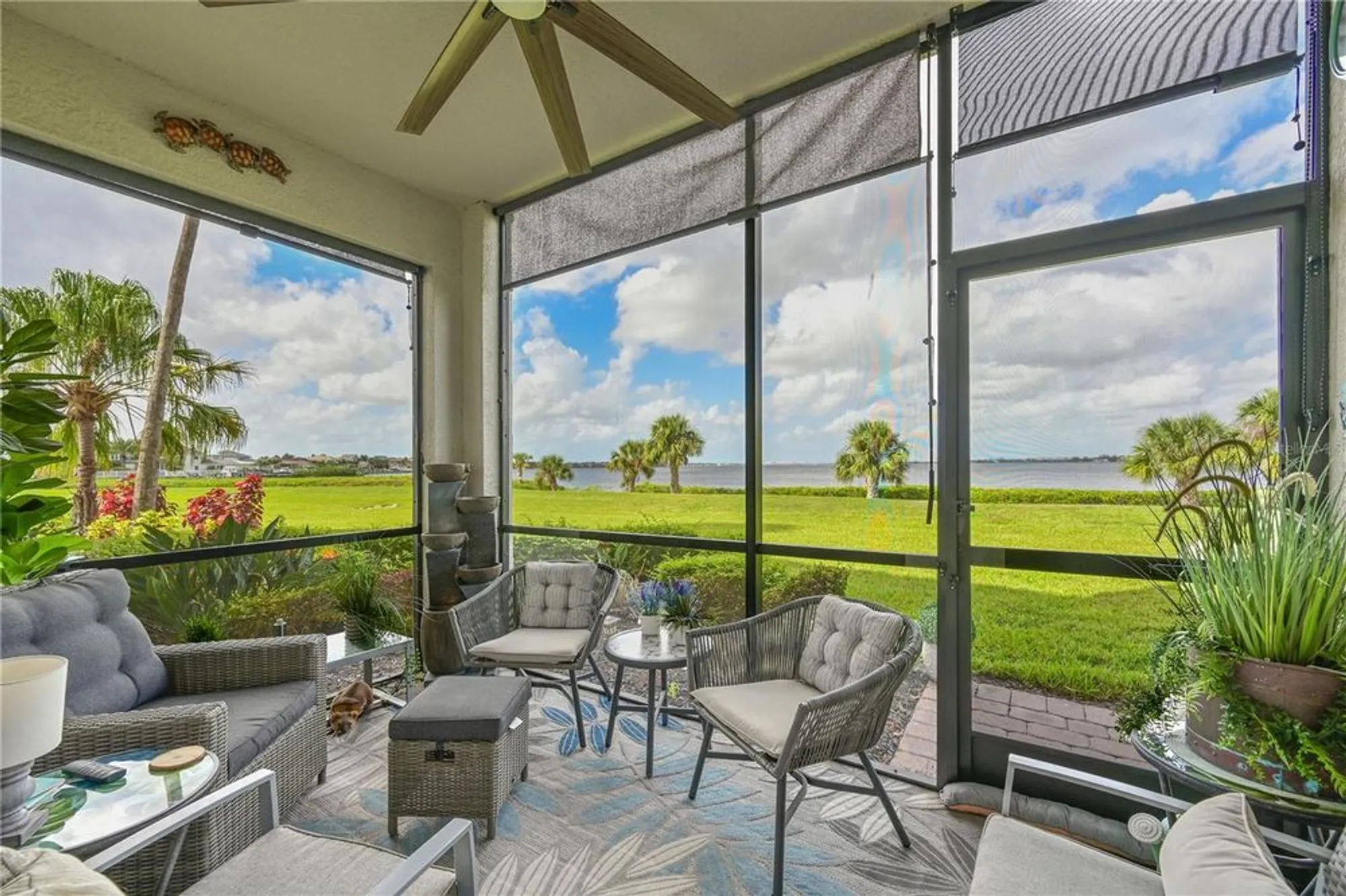 Property Slideshow image 21 of 74 | 910 tidewater shores loop 102, Bradenton, FL, 34208