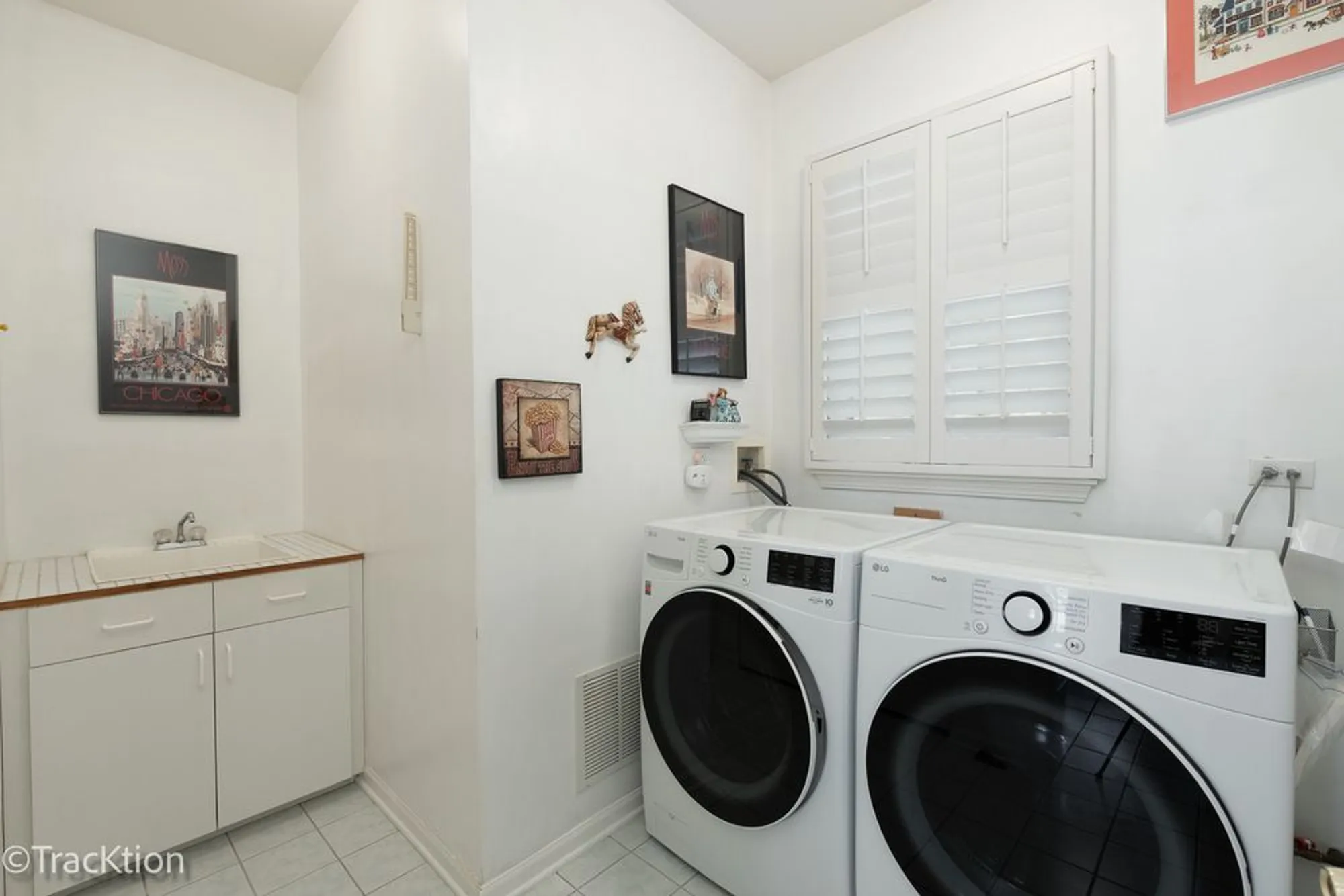 Property Slideshow image 13 of 30 | , Plainfield, IL, 60544