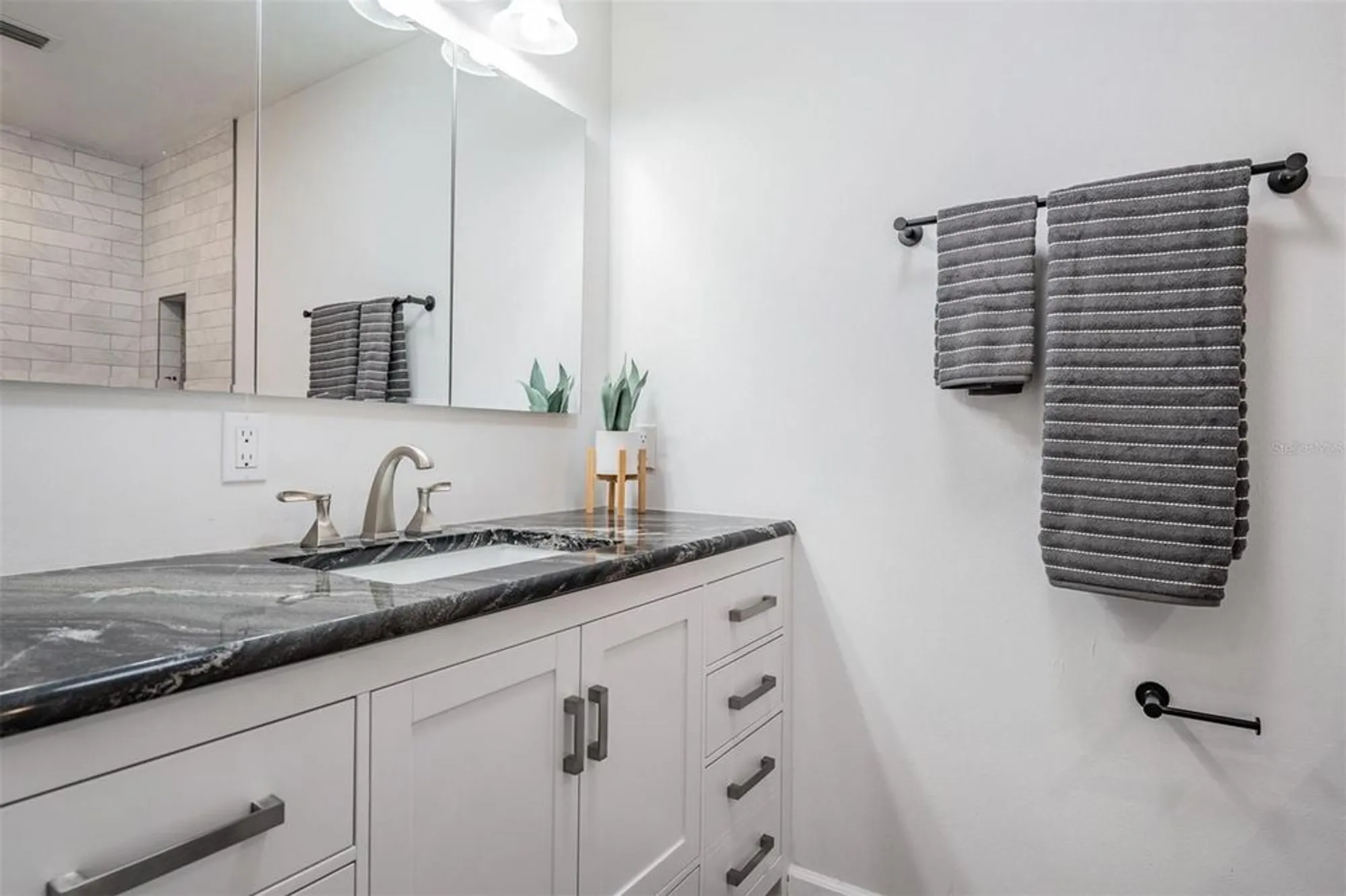 Property Slideshow image 8 of 27 | 127 boca ciega point blvd n, St Petersburg, FL, 33708