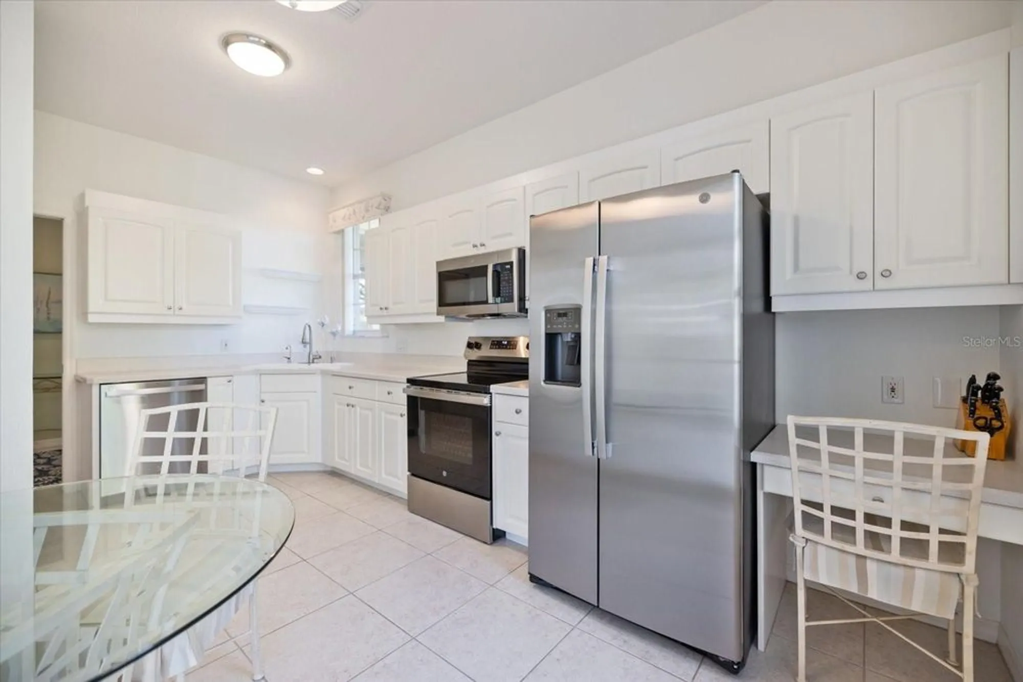 Property Slideshow image 5 of 40 | 900 paisley ct 1, Venice, FL, 34293