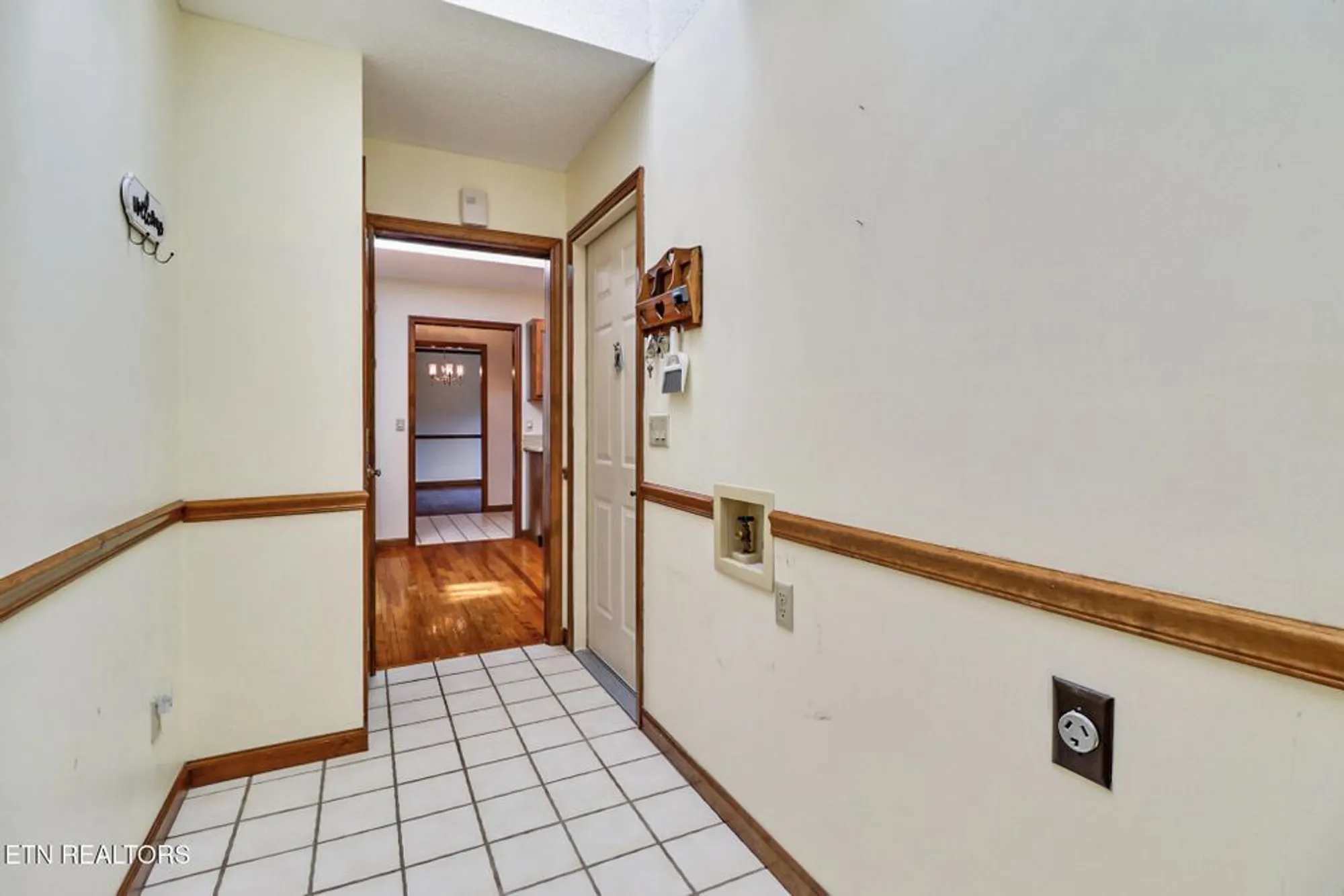 Property Slideshow image 23 of 51 | 143 sugarbush cir, Crossville, TN, 38558