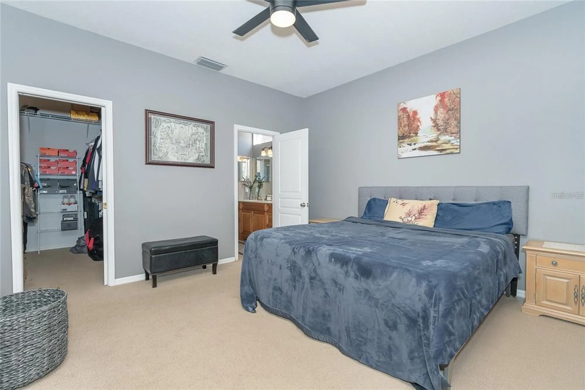 Property Slideshow image 17 of 28 | 320 langholm dr, Venice, FL, 34293