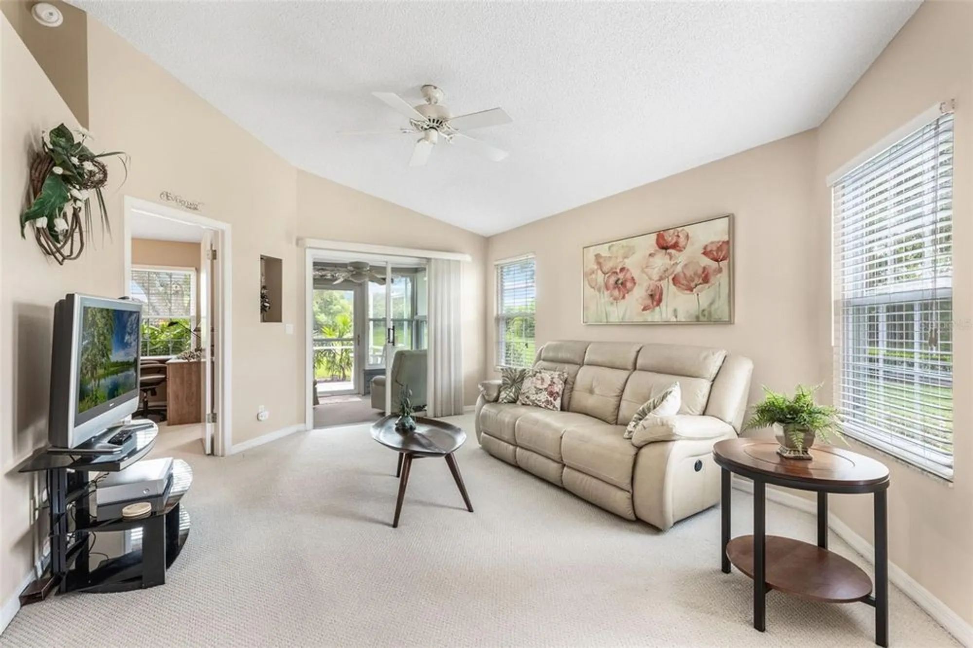Property Slideshow image 5 of 60 | 26740 cash ct, Leesburg, FL, 34748
