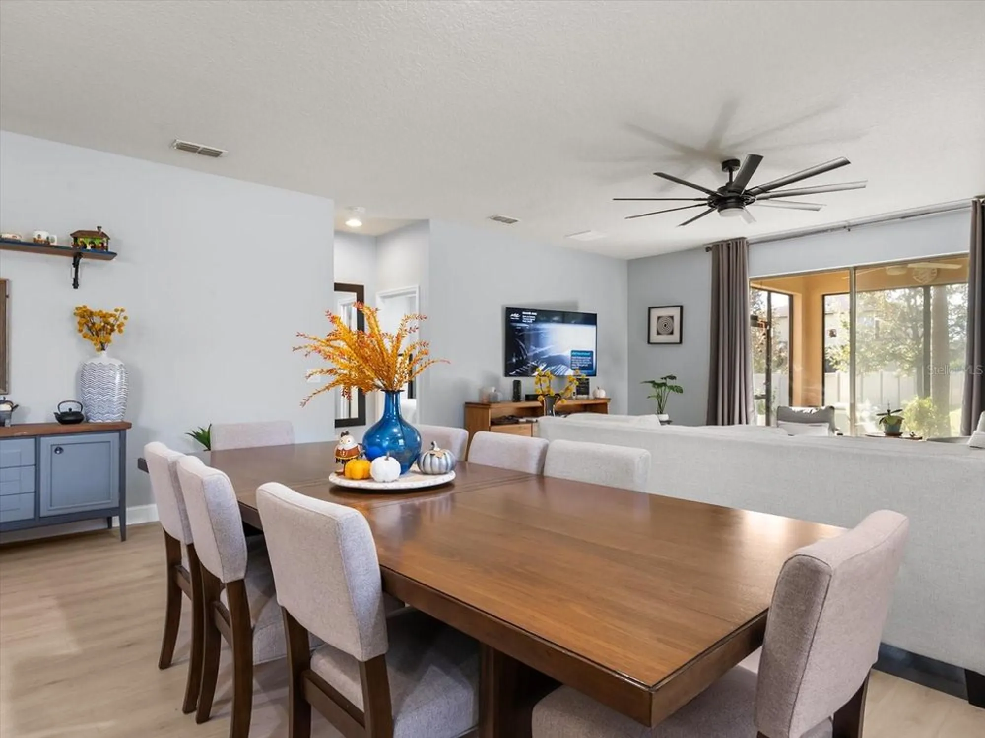 Property Slideshow image 13 of 37 | 30021 donnington loop, Mount Dora, FL, 32757