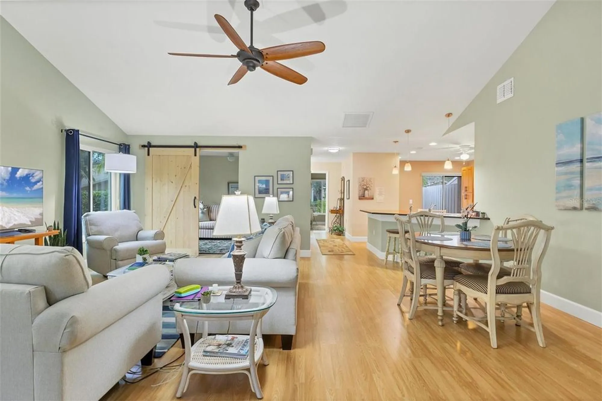 Property Slideshow image 16 of 51 | 3443 tallywood cir 7061, Sarasota, FL, 34237