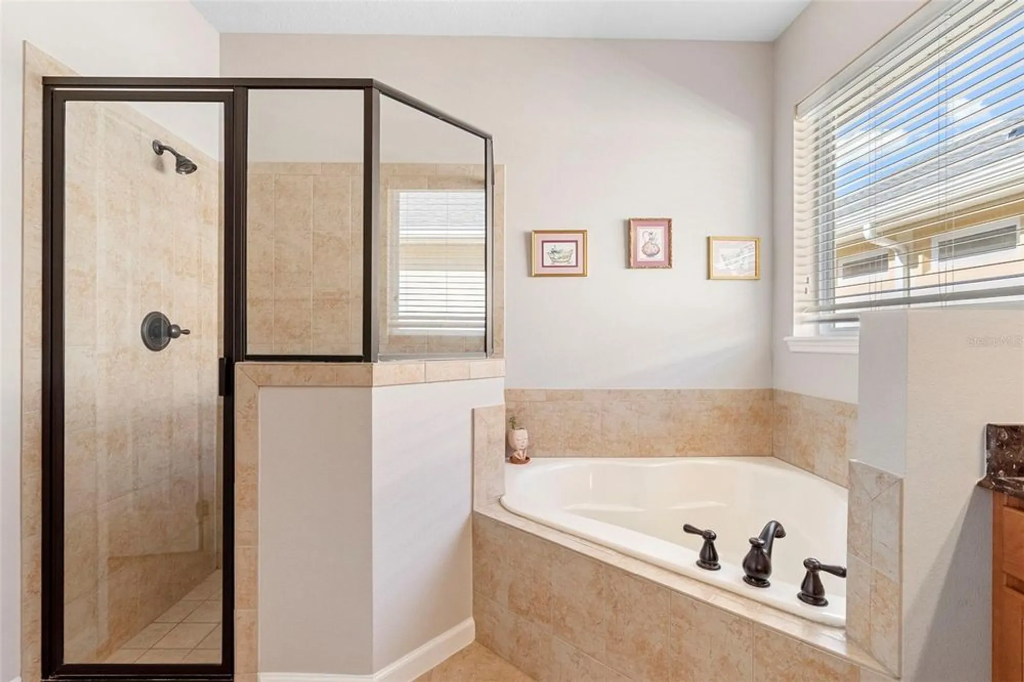 Property Slideshow image 30 of 36 | 1385 longley pl, Deland, FL, 32724