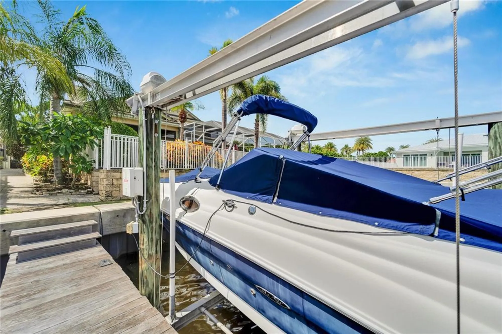 Property Slideshow image 4 of 98 | 517 mirabay blvd, Apollo Beach, FL, 33572