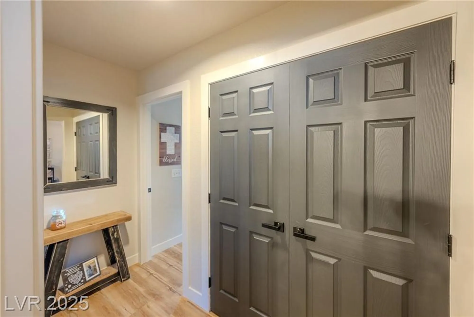 Property Slideshow image 18 of 29 | 9305 quail ridge dr, Las Vegas, NV, 89134