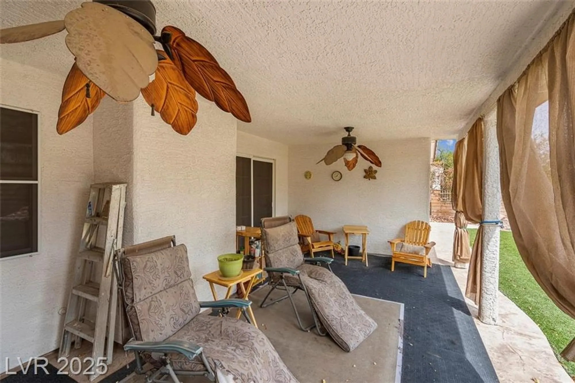 Property Slideshow image 38 of 46 | 5204 rim view ln, Las Vegas, NV, 89130