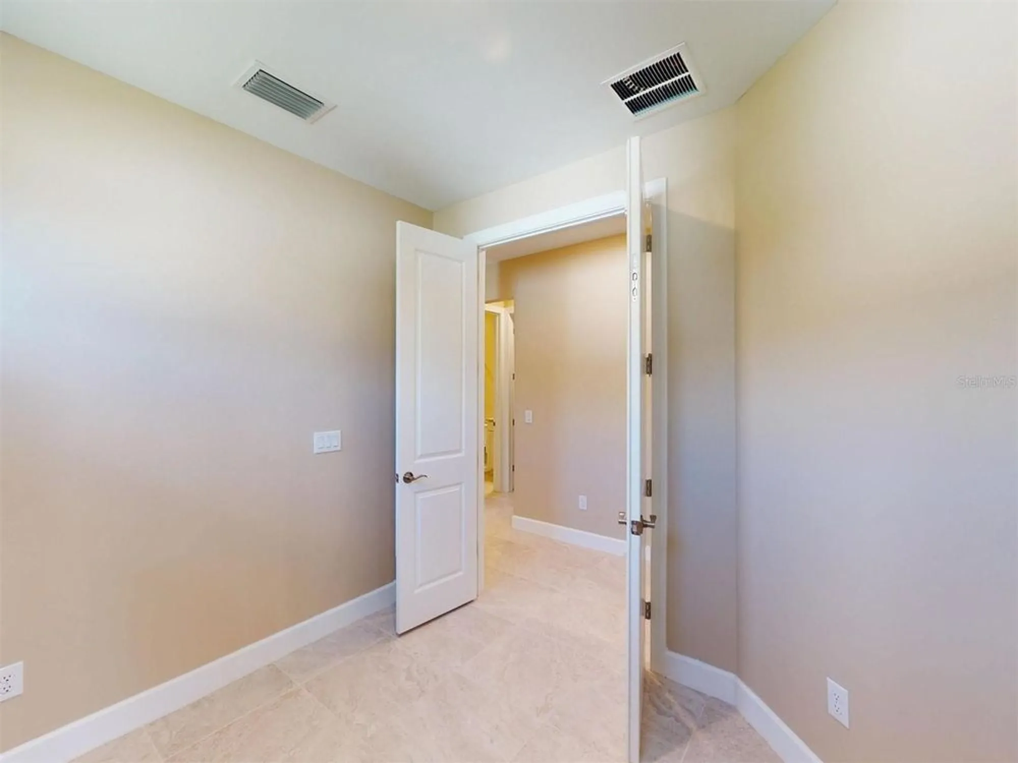 Property Slideshow image 54 of 88 | 1352 raspberry dr, North Port, FL, 34289