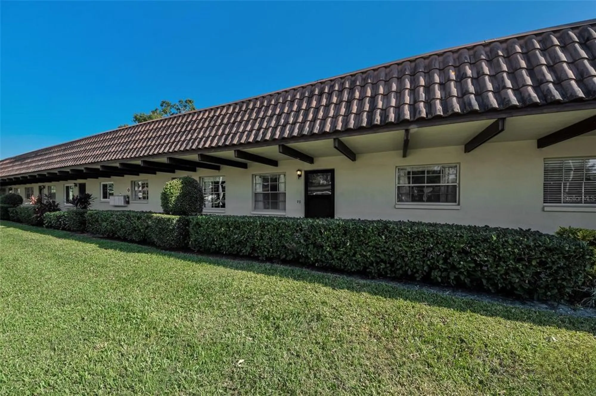 Property Slideshow image 13 of 57 | 1701 pinehurst rd 4f, Dunedin, FL, 34698