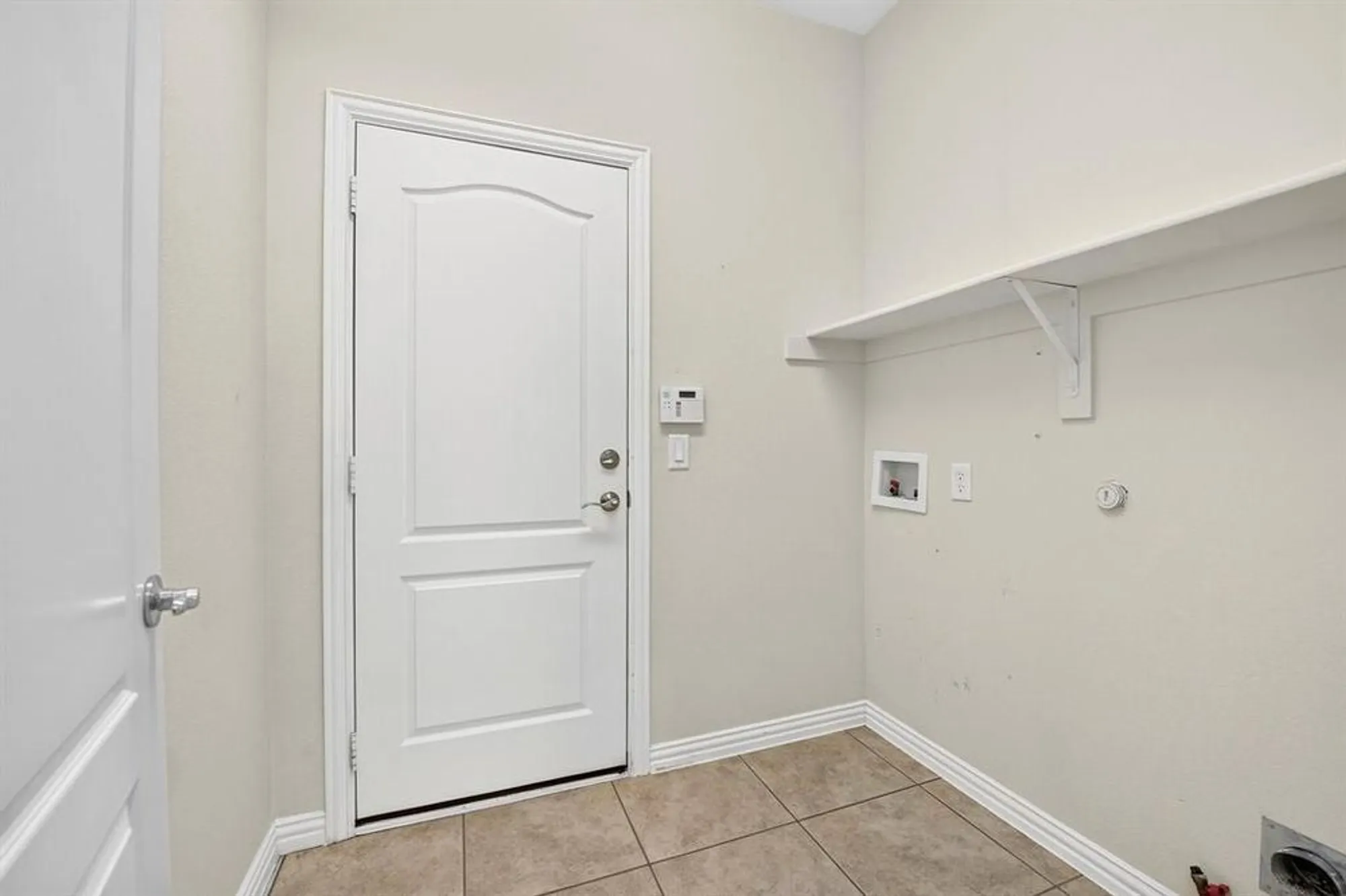 Property Slideshow image 24 of 27 | 9600 rosewood dr, Denton, TX, 76207