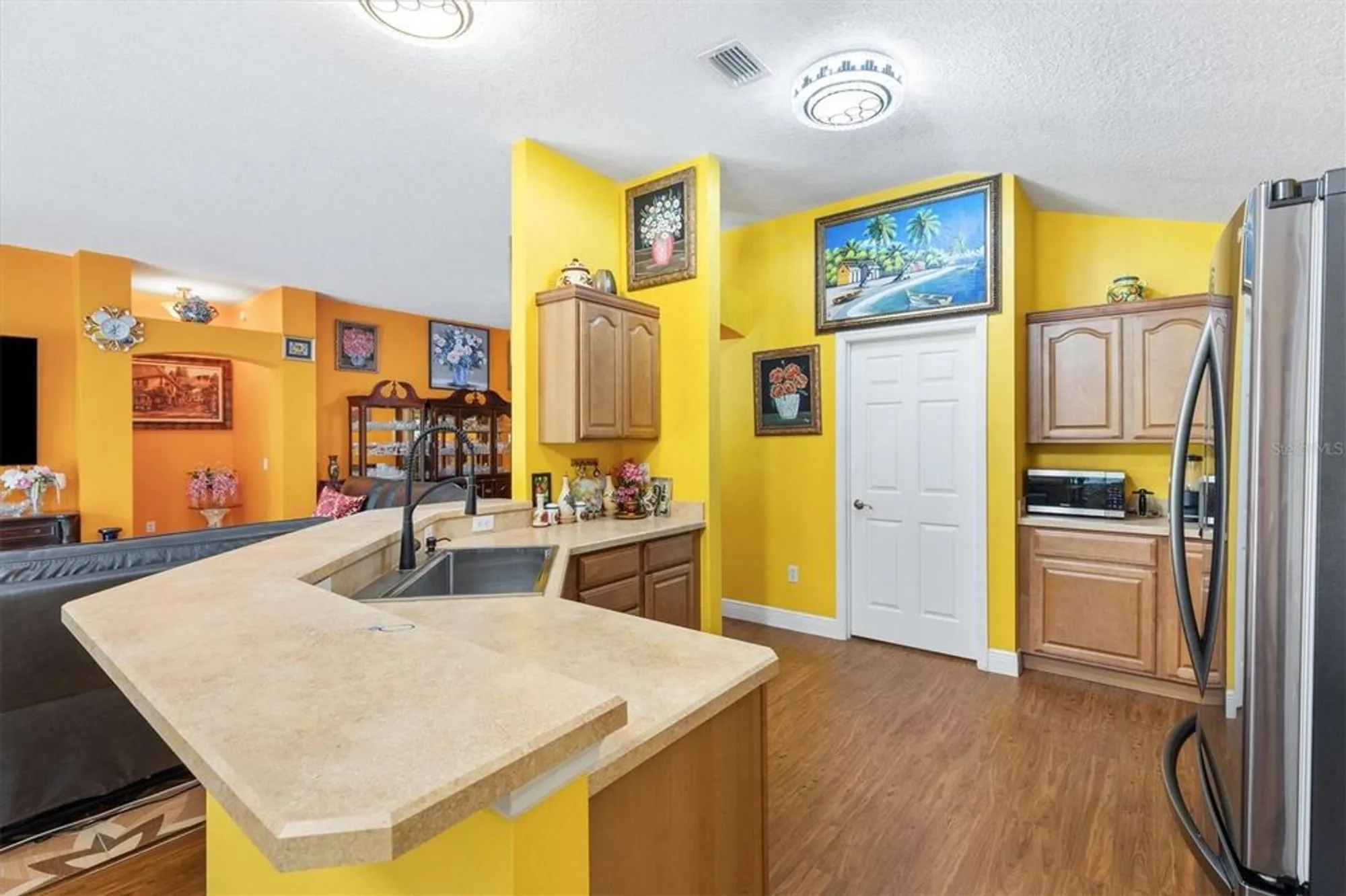 Property Slideshow image 10 of 29 | 39911 bayview dr, Lady Lake, FL, 32159