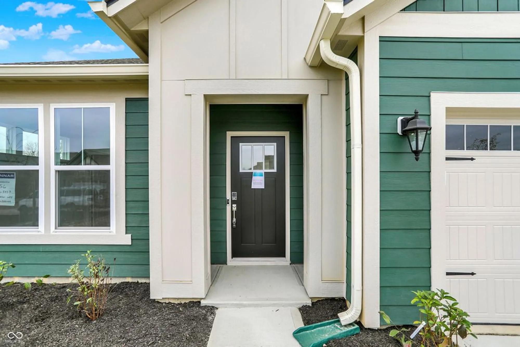 Property Slideshow image 4 of 40 | 5357 nettleton way, Avon, IN, 46123