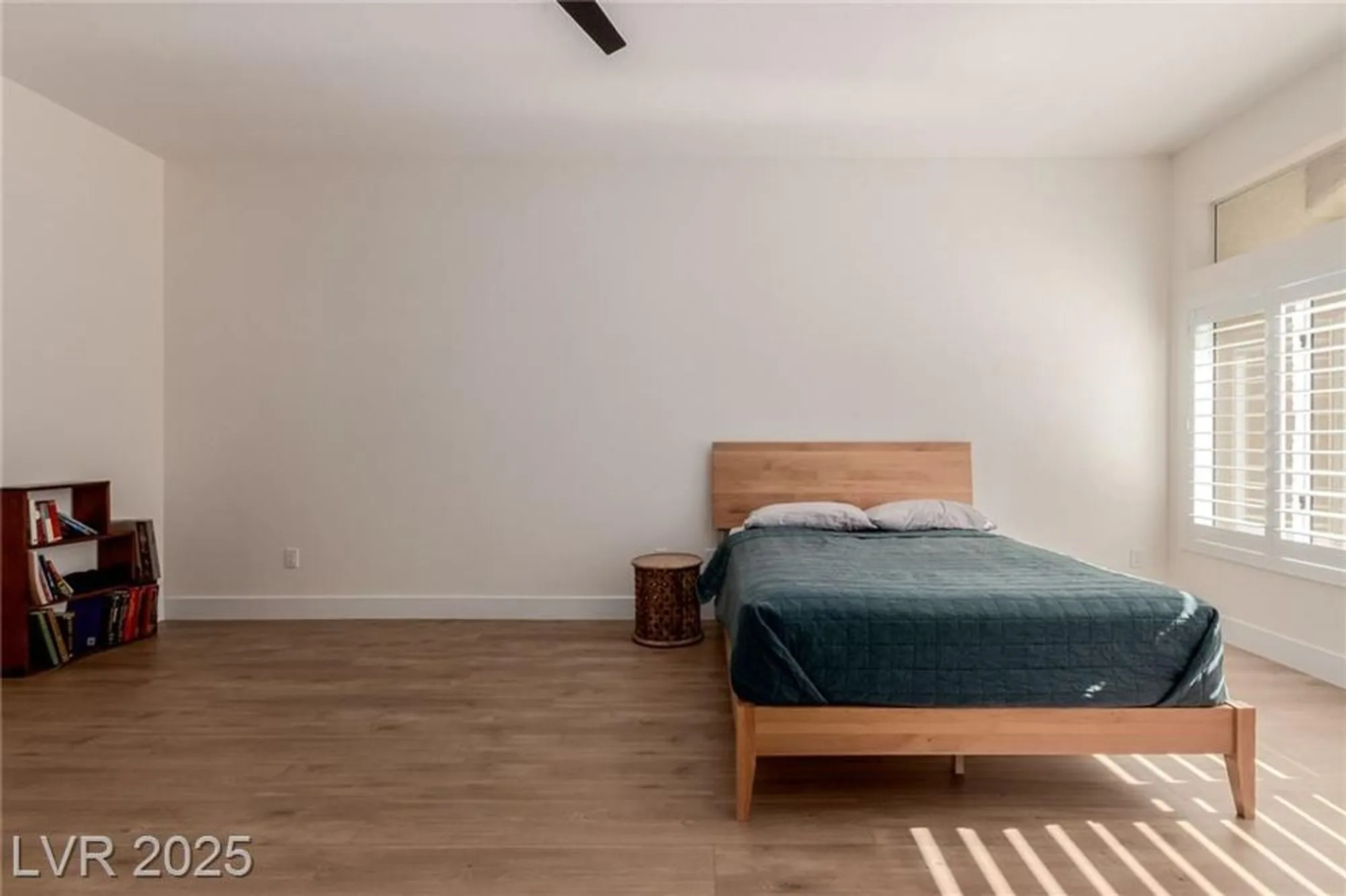 Property Slideshow image 26 of 49 | 2824 faiss dr, Las Vegas, NV, 89134