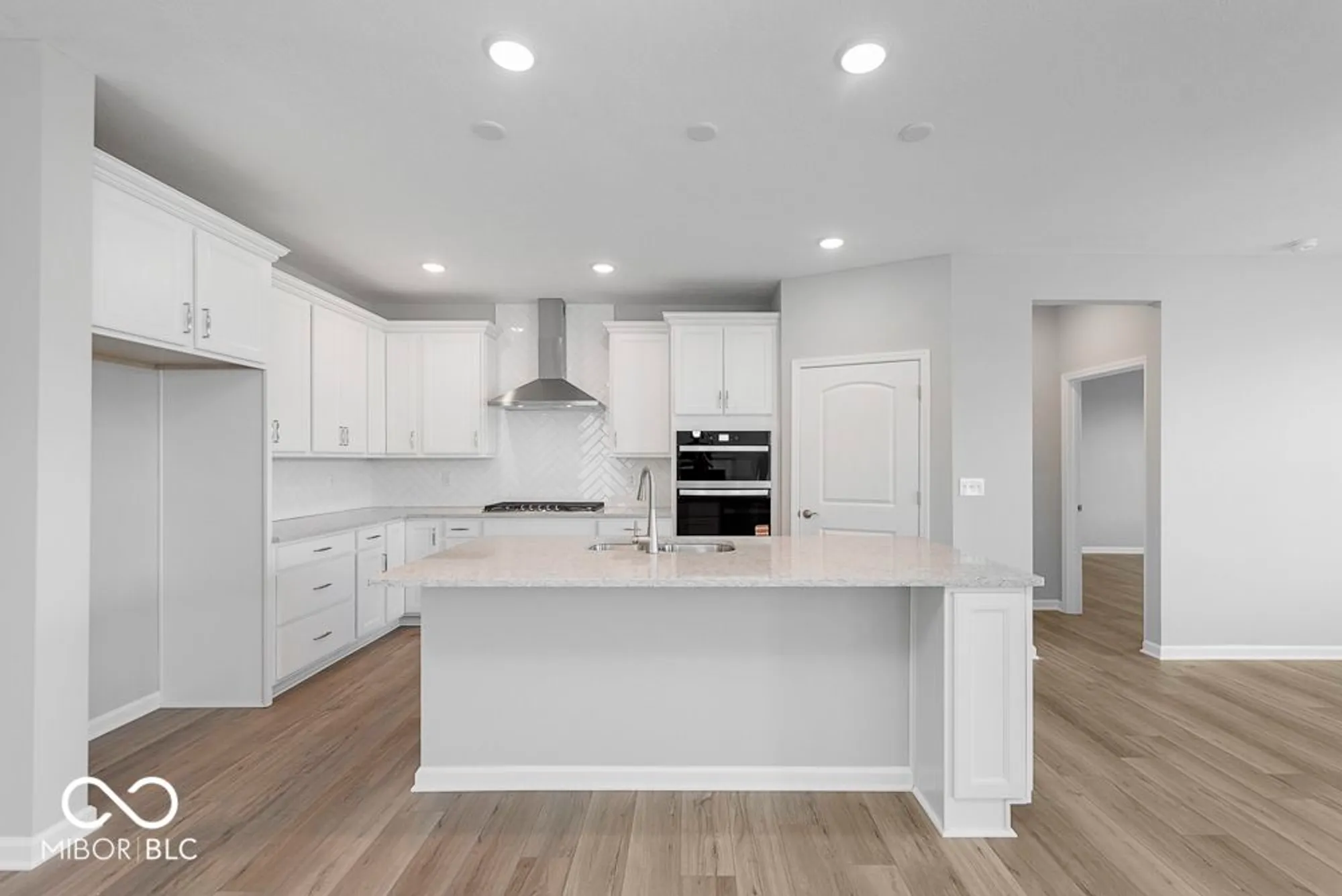Property Slideshow image 3 of 32 | 14931 iron liege way, Westfield, IN, 46074