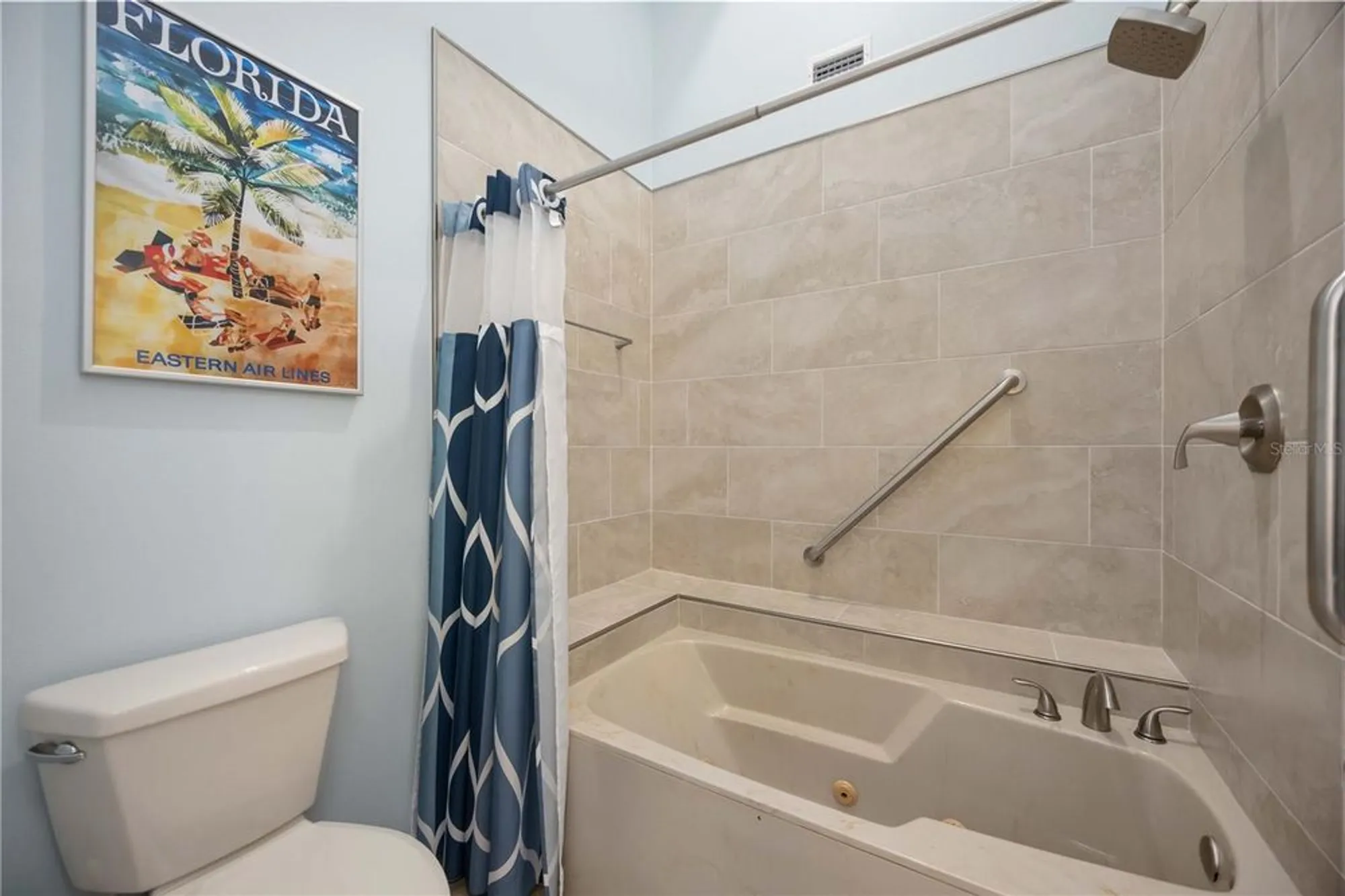 Property Slideshow image 18 of 82 | 214 southampton dr # 327, Venice, FL, 34293