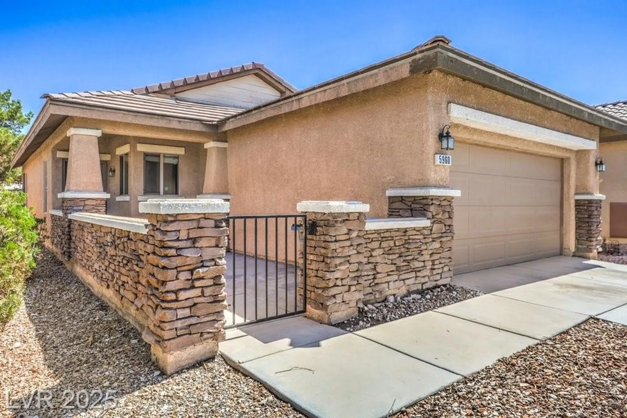 Property Slideshow image 4 of 36 | 5960 wheat penny ave, Las Vegas, NV, 89122