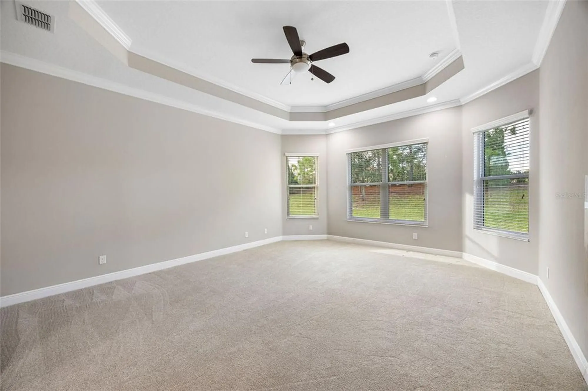 Property Slideshow image 16 of 47 | 16005 cape coral dr, Wimauma, FL, 33598