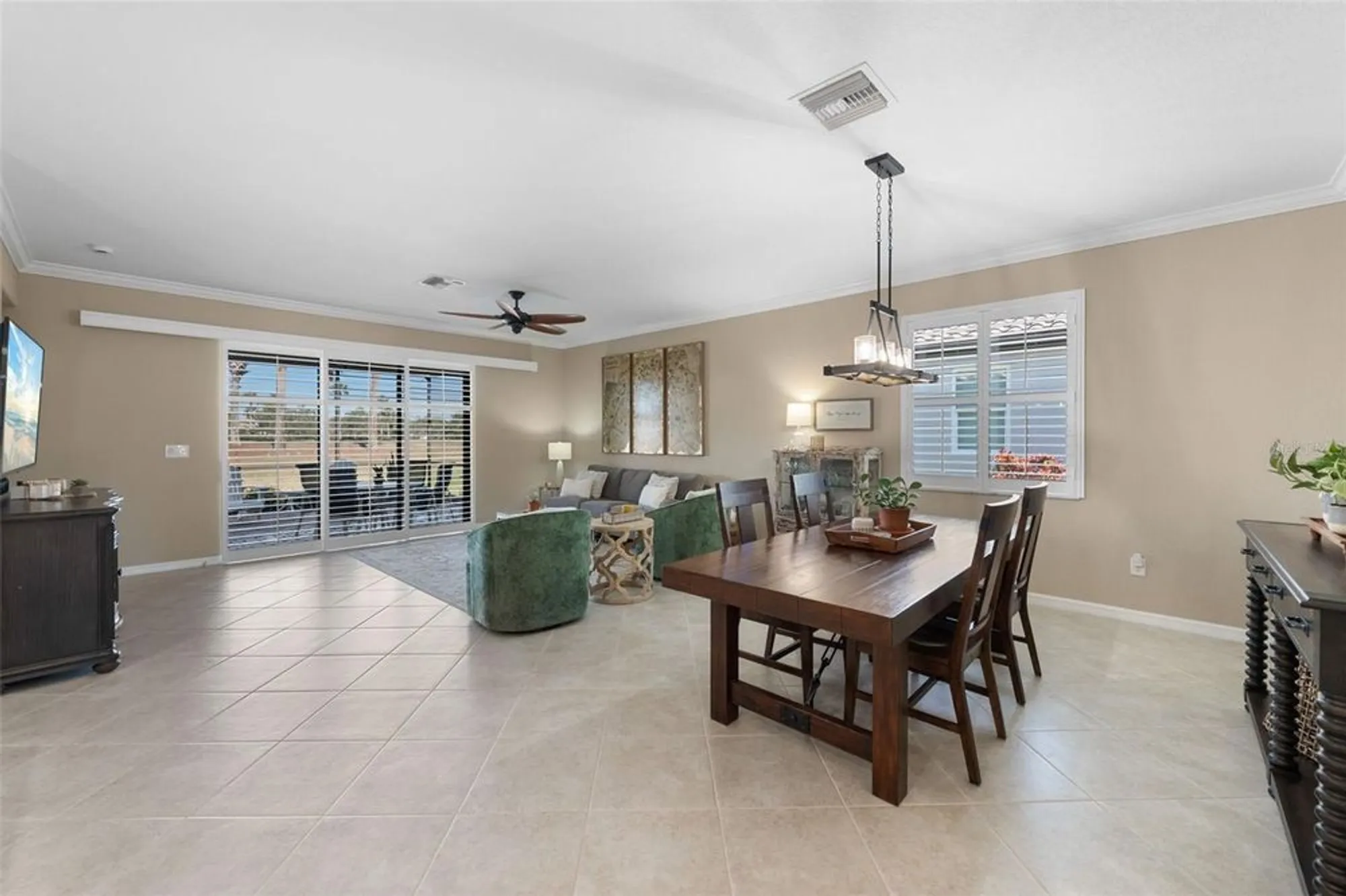 Property Slideshow image 6 of 54 | 7027 quiet creek dr, Bradenton, FL, 34212
