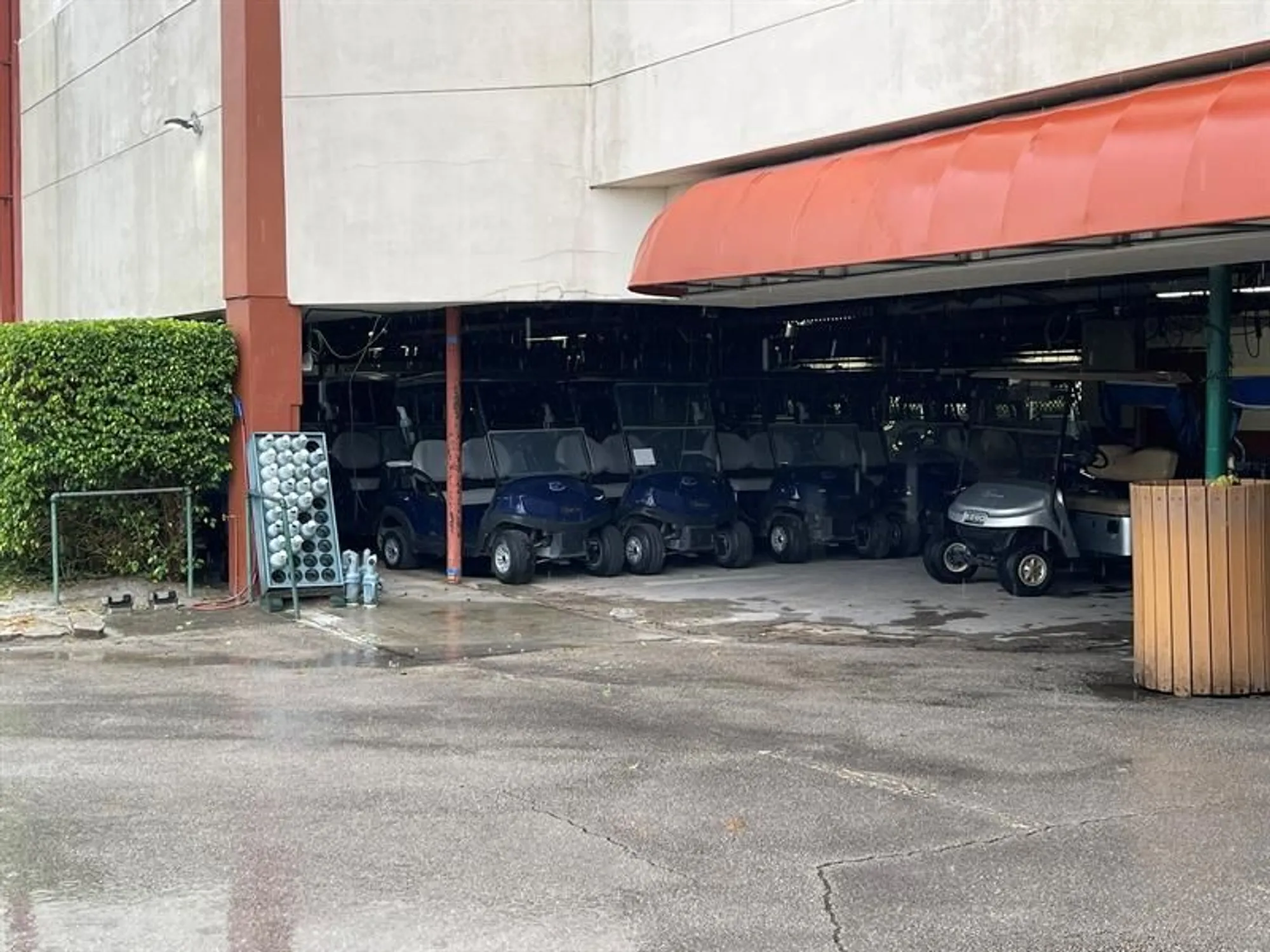 Property Slideshow image 42 of 99 | 361 s hollybrook dr 103, Pembroke Pines, FL, 33025