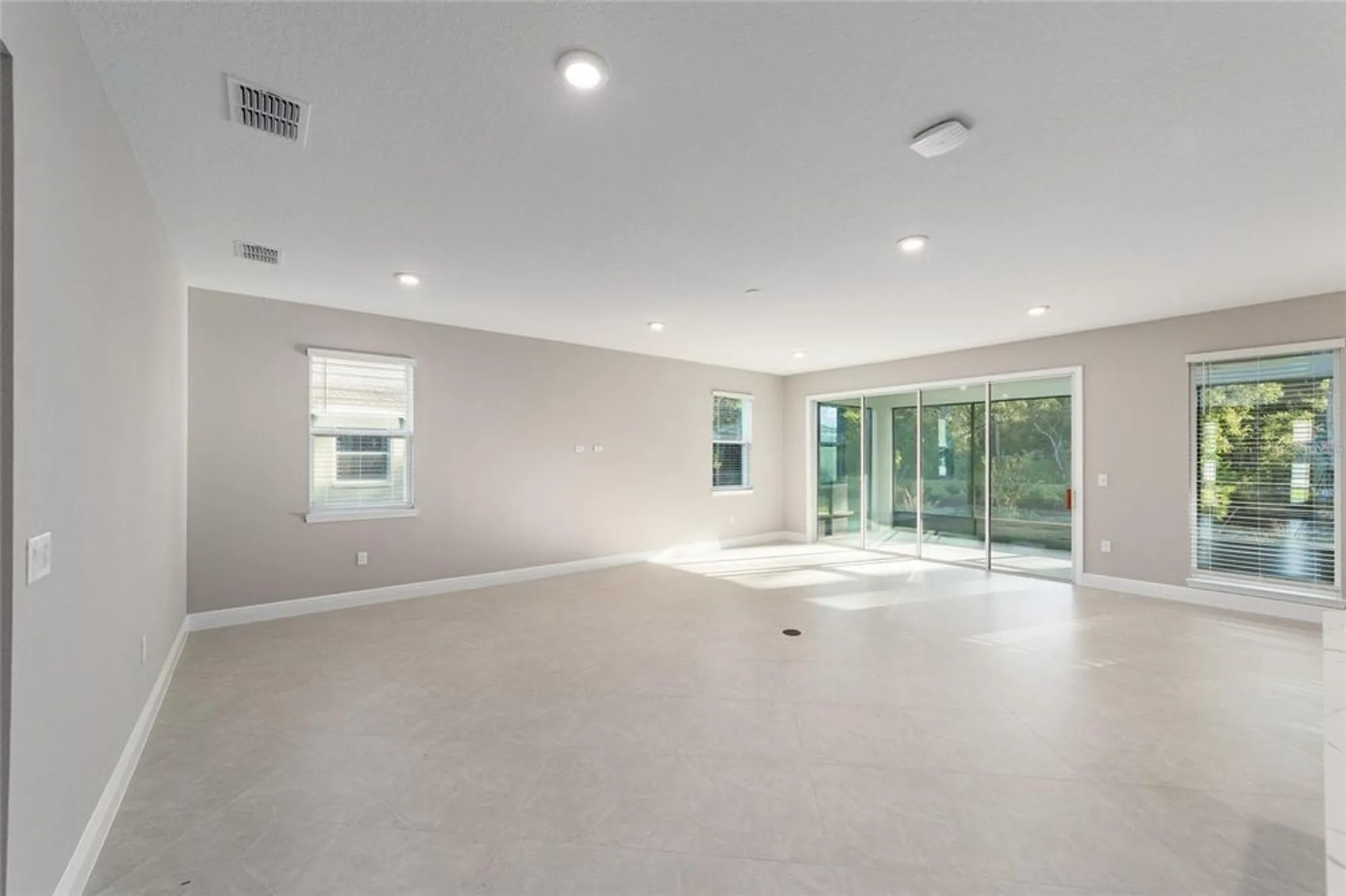 Property Slideshow image 11 of 47 | 10373 sw 105th ct, Ocala, FL, 34481